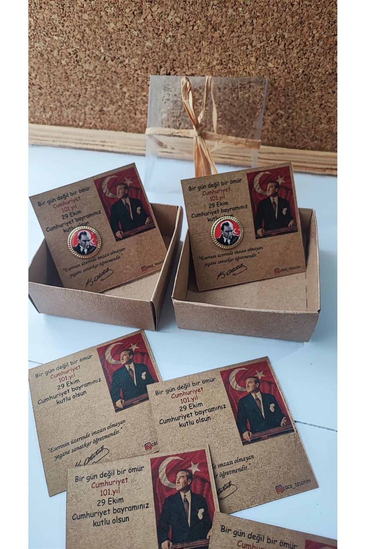 Atatürk Portrait and Moon Star Collar Badge  2-Piece Metal 29 October Republic Day Card and Boxed