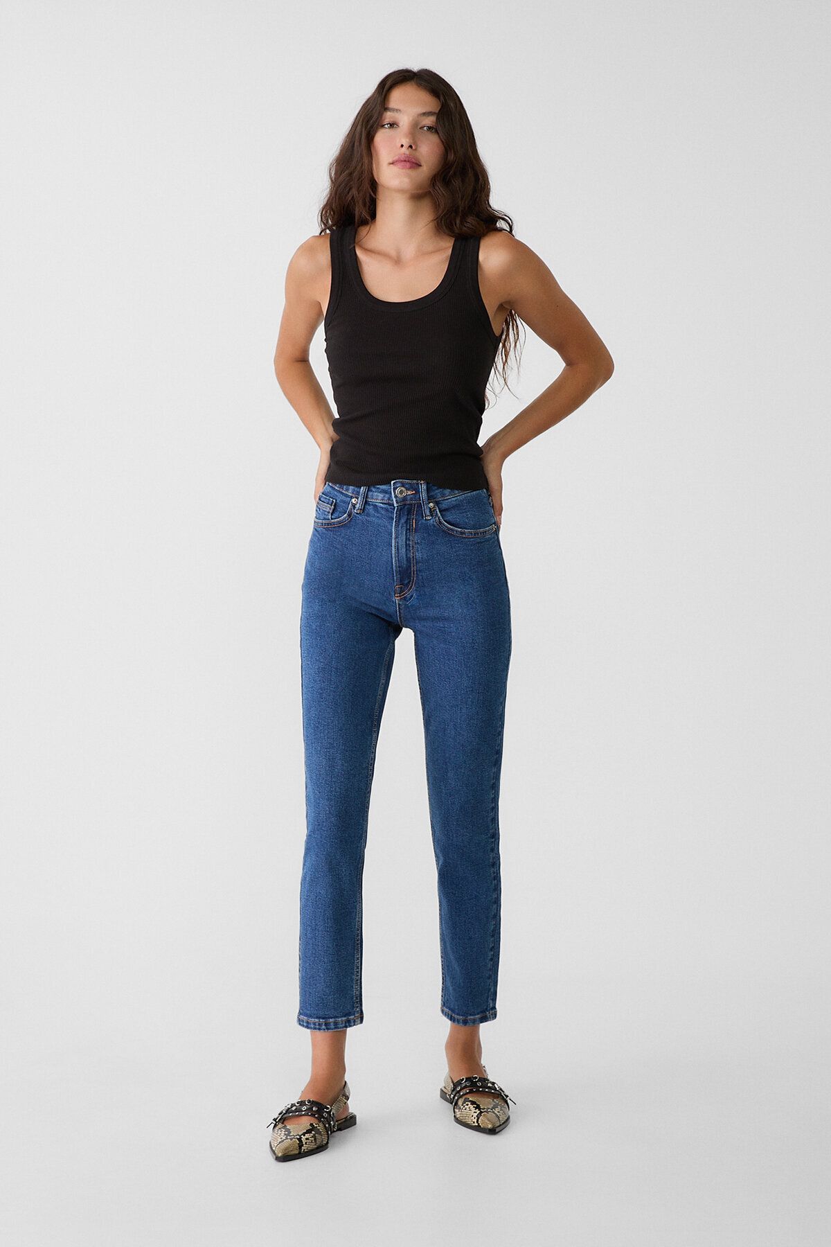 Stradivarius 1465 Slim fit mom jean