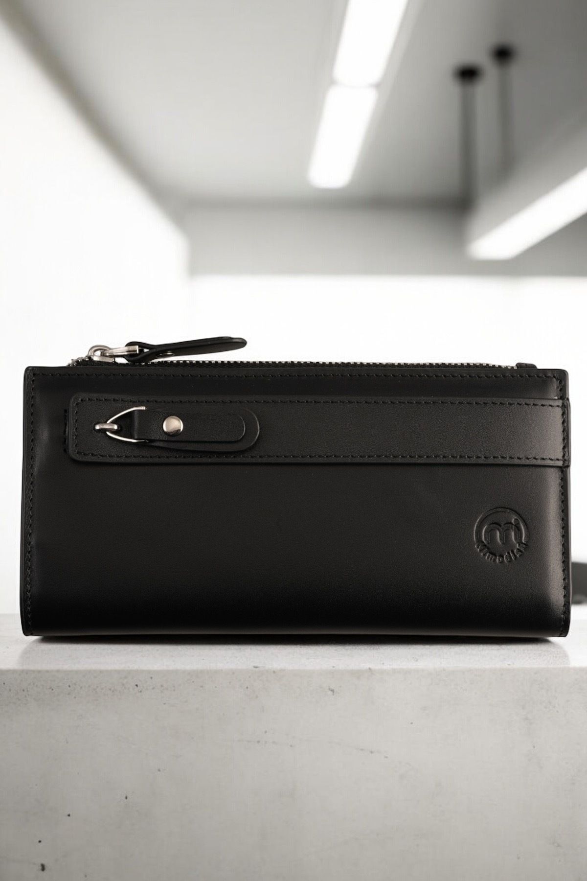 https://cdn.dsmcdn.com/ty1557/product/media/images/ty1559/prod/QC/20240919/16/c9ffb69a-4463-3c3e-811d-86e87eae98f1/1_org_zoom.jpg