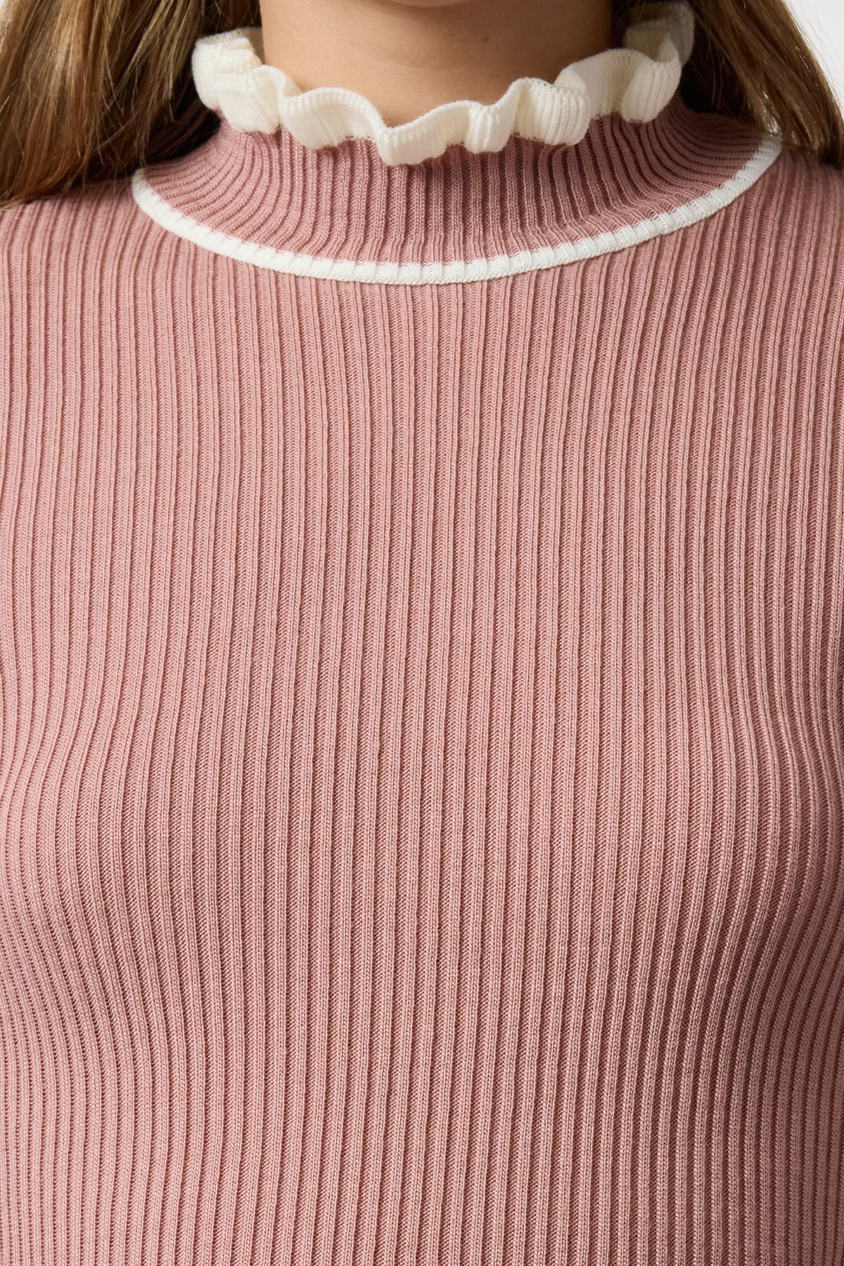 Trendyol Collection Rose Dry Farbblock-Strickpullover TWOAW22KZ1250