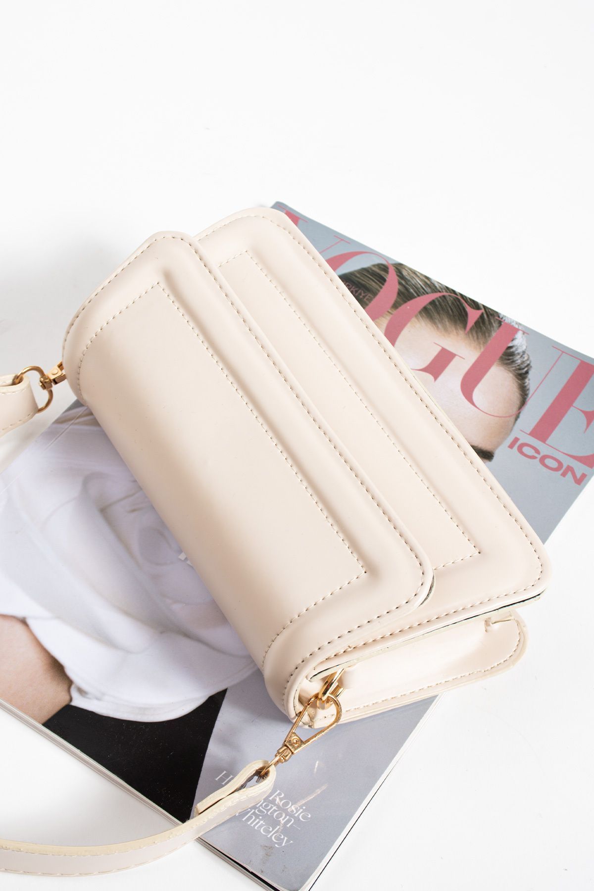 https://cdn.dsmcdn.com/ty1558/product/media/images/ty1557/prod/QC/20240919/13/603b8439-9a79-3f1b-9643-4f4729965548/1_org_zoom.jpg