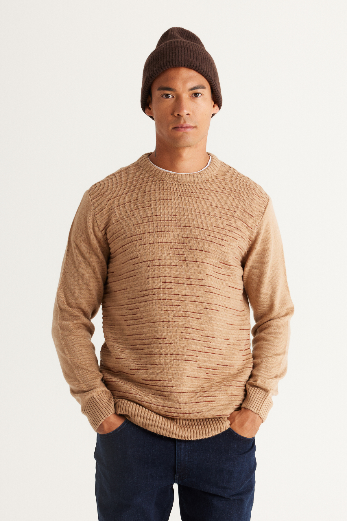 Erkek Bej-Kiremit Standart Fit Bisiklet Yaka Desenli Triko Kazak