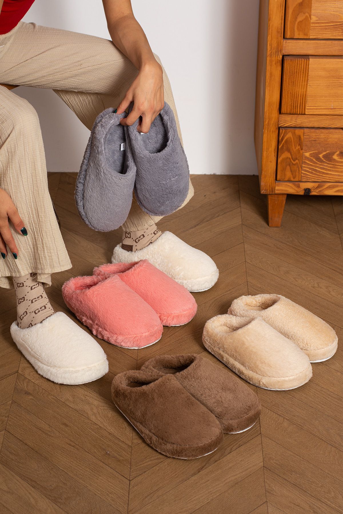 topukludünyası Зимові однотонні плюшеві жіночі домашні капці