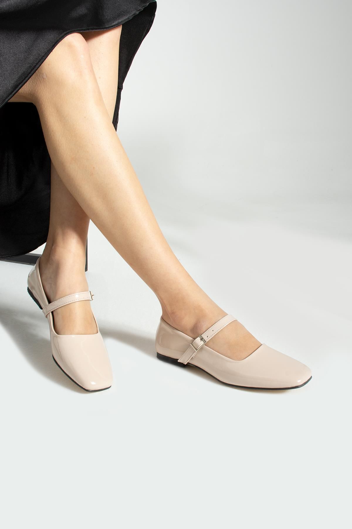 Glenz-Women's Buckle Blunt Toe Ballerina Shoes TS1170 2