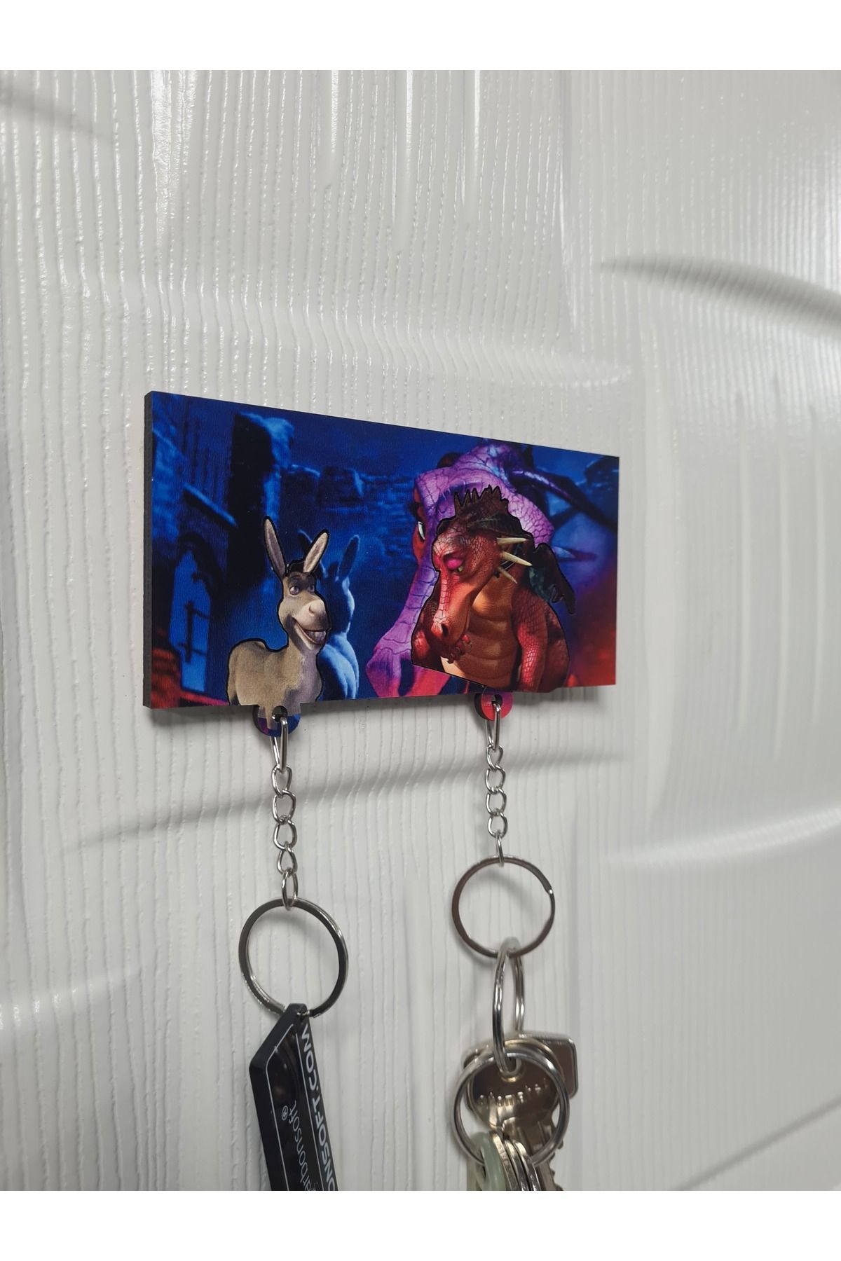 karbonsoft-Shrek World Themed Purple Dragon and Castle Wooden Keychain - Donkey and Dragon 3