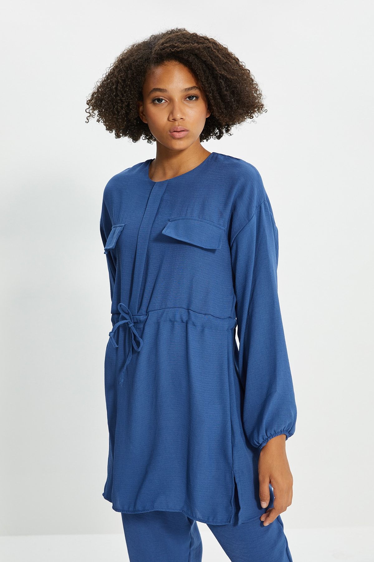 Trendyol Modest Mavi Beli Bağlamalı Cep Detaylı Aerobin Gömlek-Pantolon Takım TCTSS21AU0238 RN11139