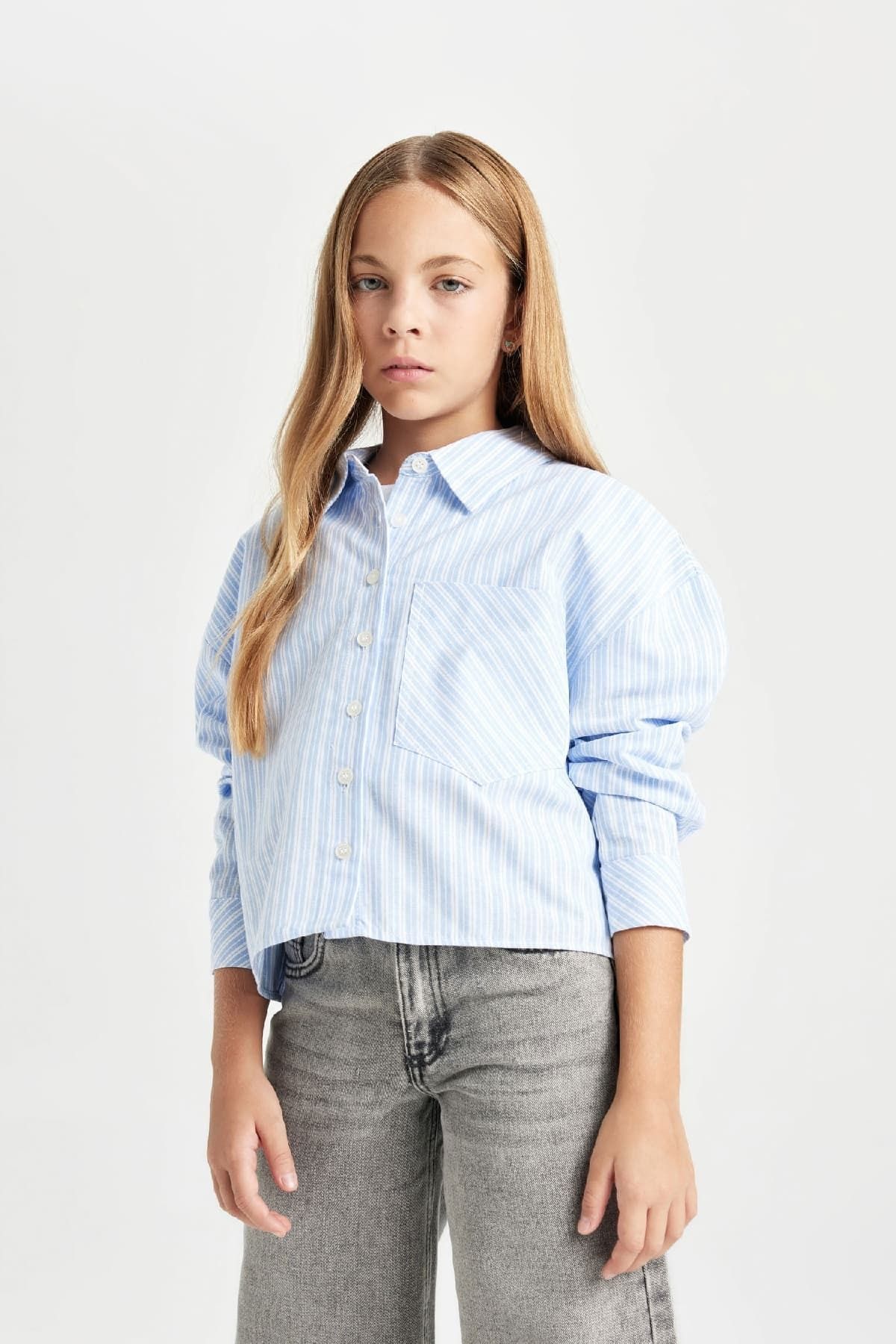 DeFacto-Girl's Crop Cotton Long Sleeve Pocket Shirt D0680A824Au 3