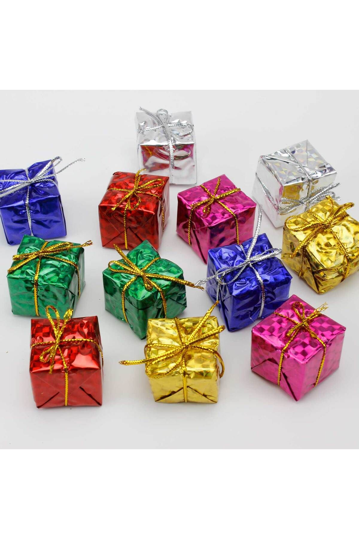 Platin Gift Yılbaşı Ağaç Süsü Hediye Paketi 12'Li Paket