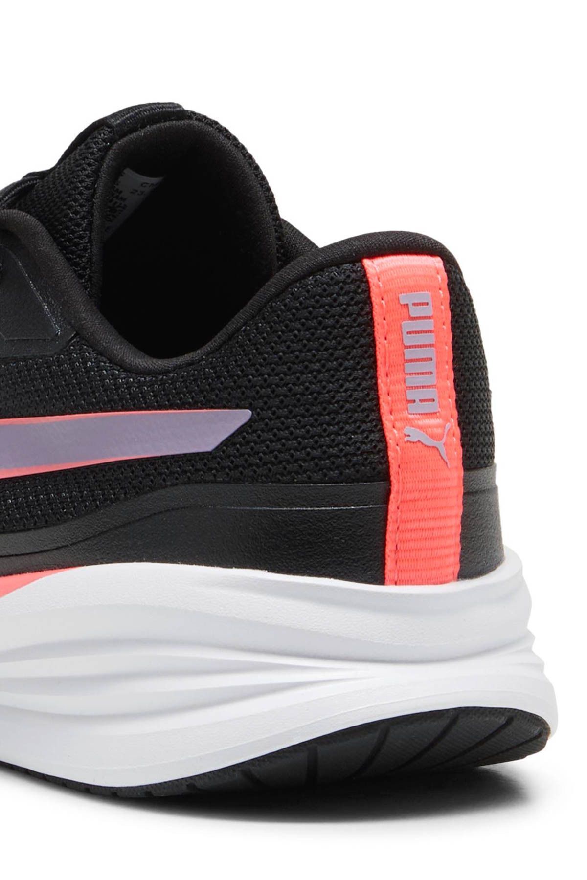 کفش دو و تمرین مشکی زنانه V3 سیاه پوست در حال رانینگ Puma
