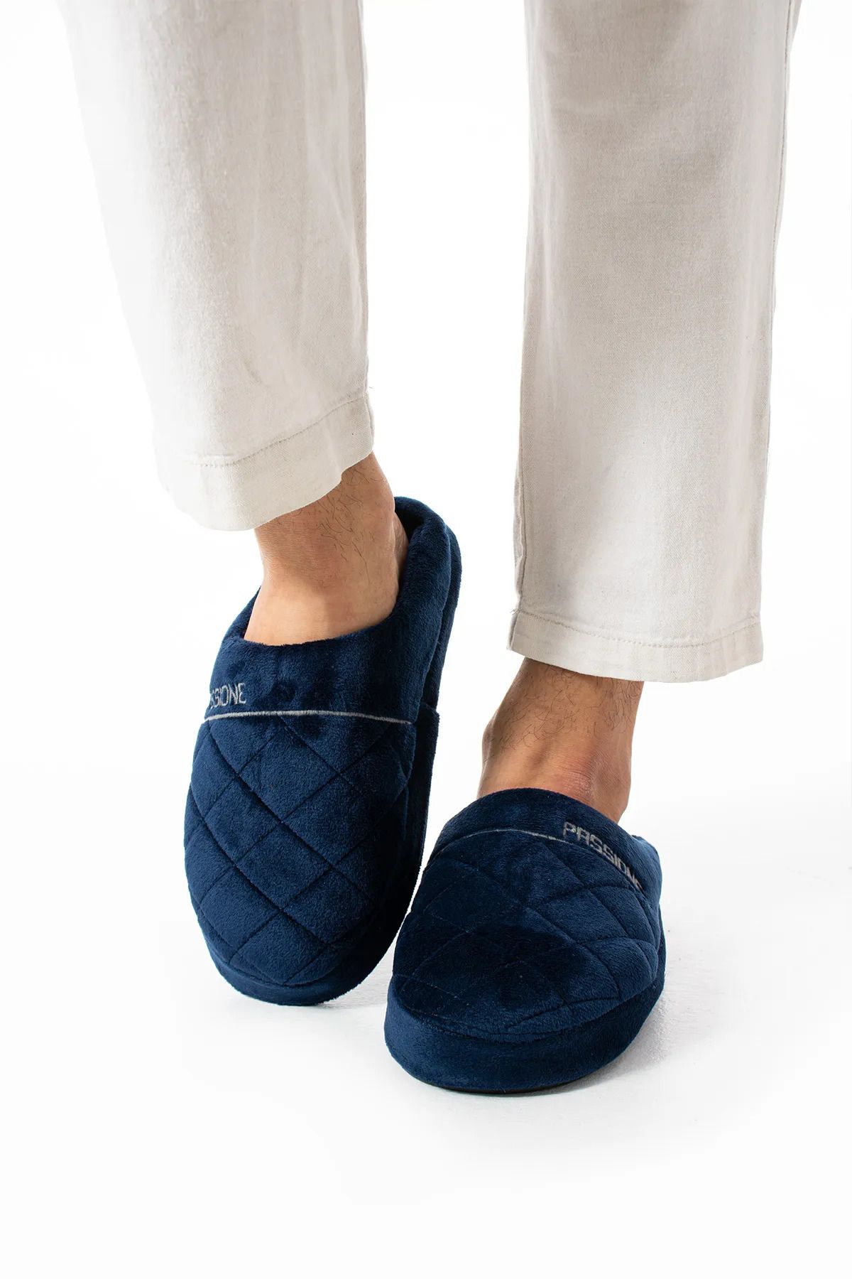 NOVİNS  Unisex Yumoş Nakışlı Kışlık Sıcak Astar Ev Terliği Çeyiz Terliği Hediyelik Terlik Kaydırmaz Rahat - Görsel 4