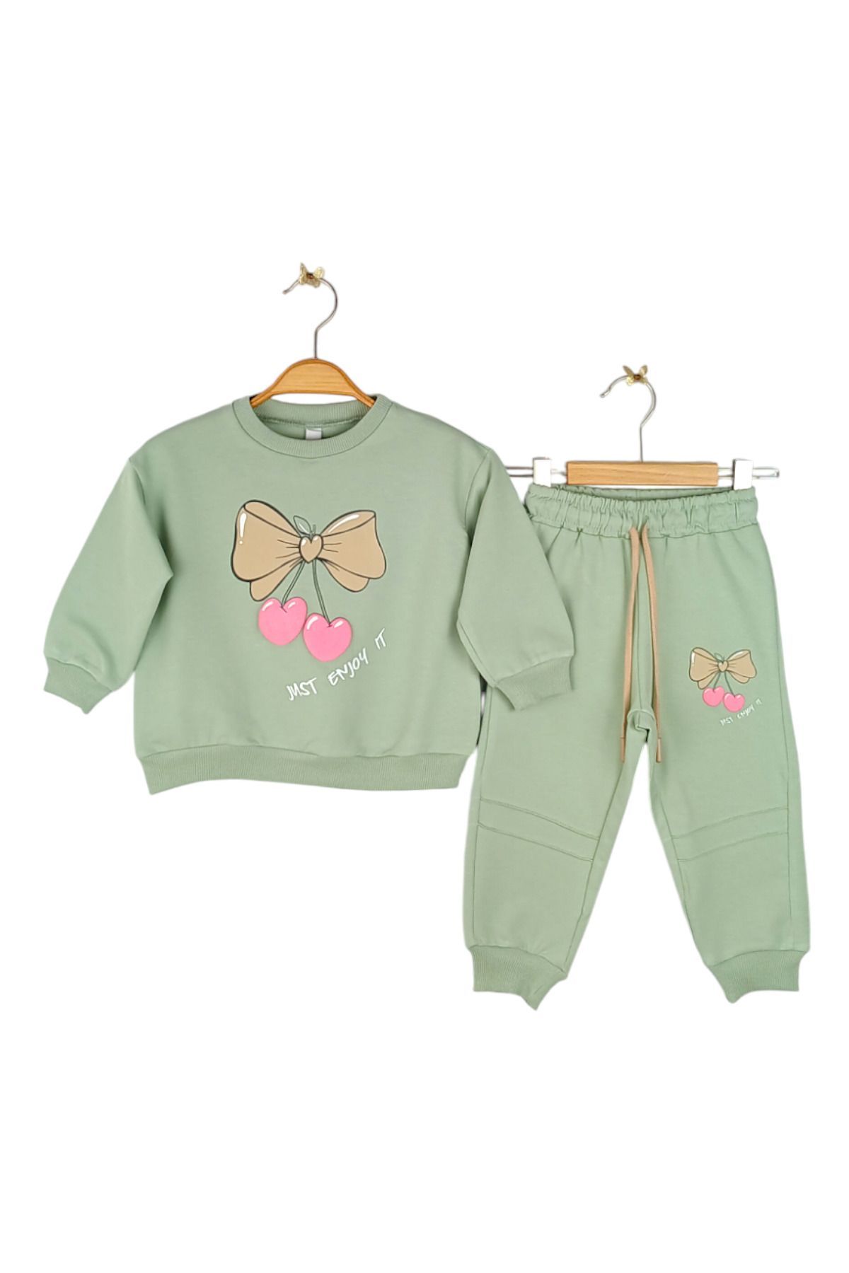 Via Girls 1 4 Years Girl s Tracksuit Set Cherry and Bow Pattern Cuffed Long Sleeve Trendyol