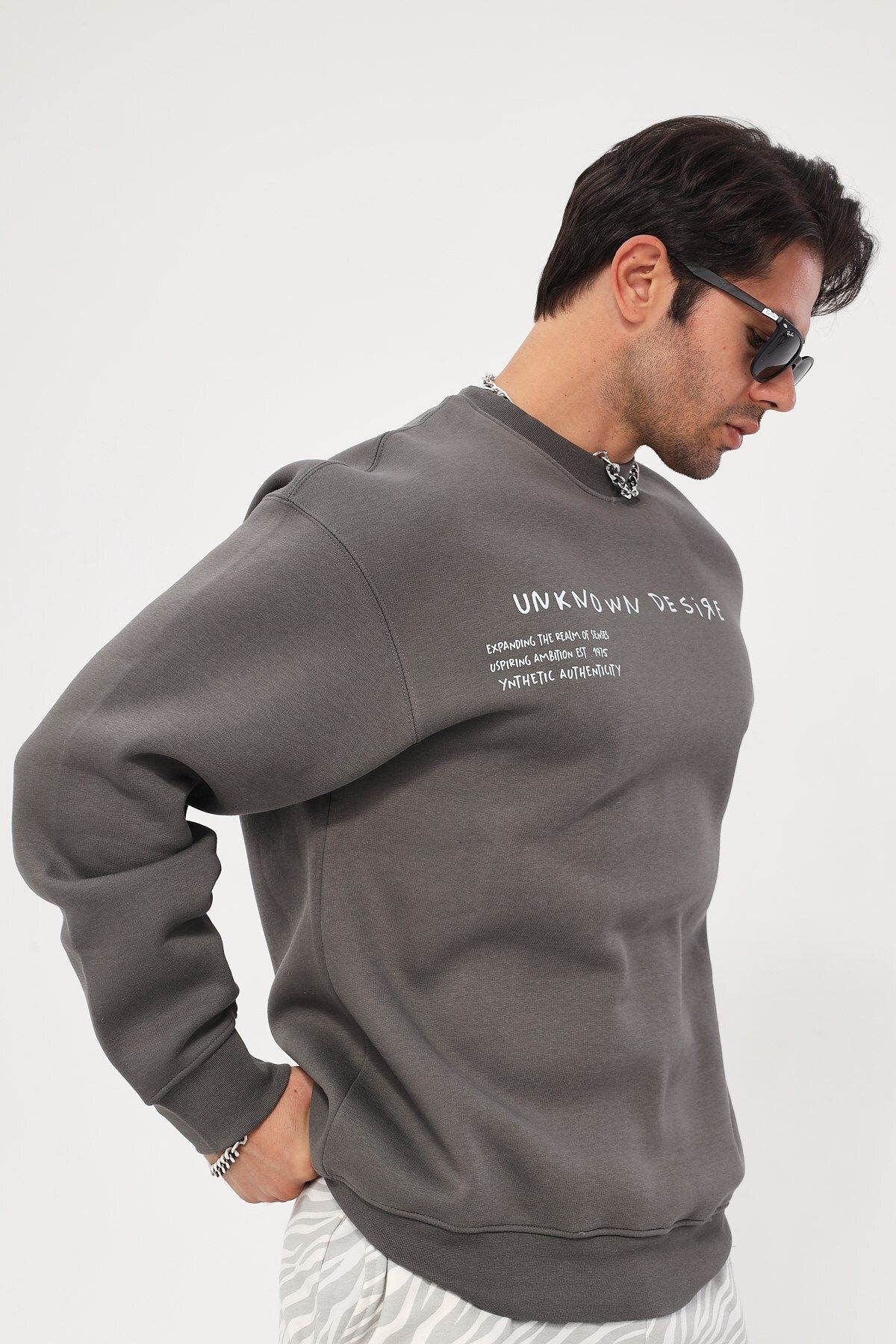 The Champ Clothing-سويت شيرت بقلنسوة كبير الحجم برقبة دائرية من الصوف مطبوع عليه نص الرغبة غير الشفاف 6