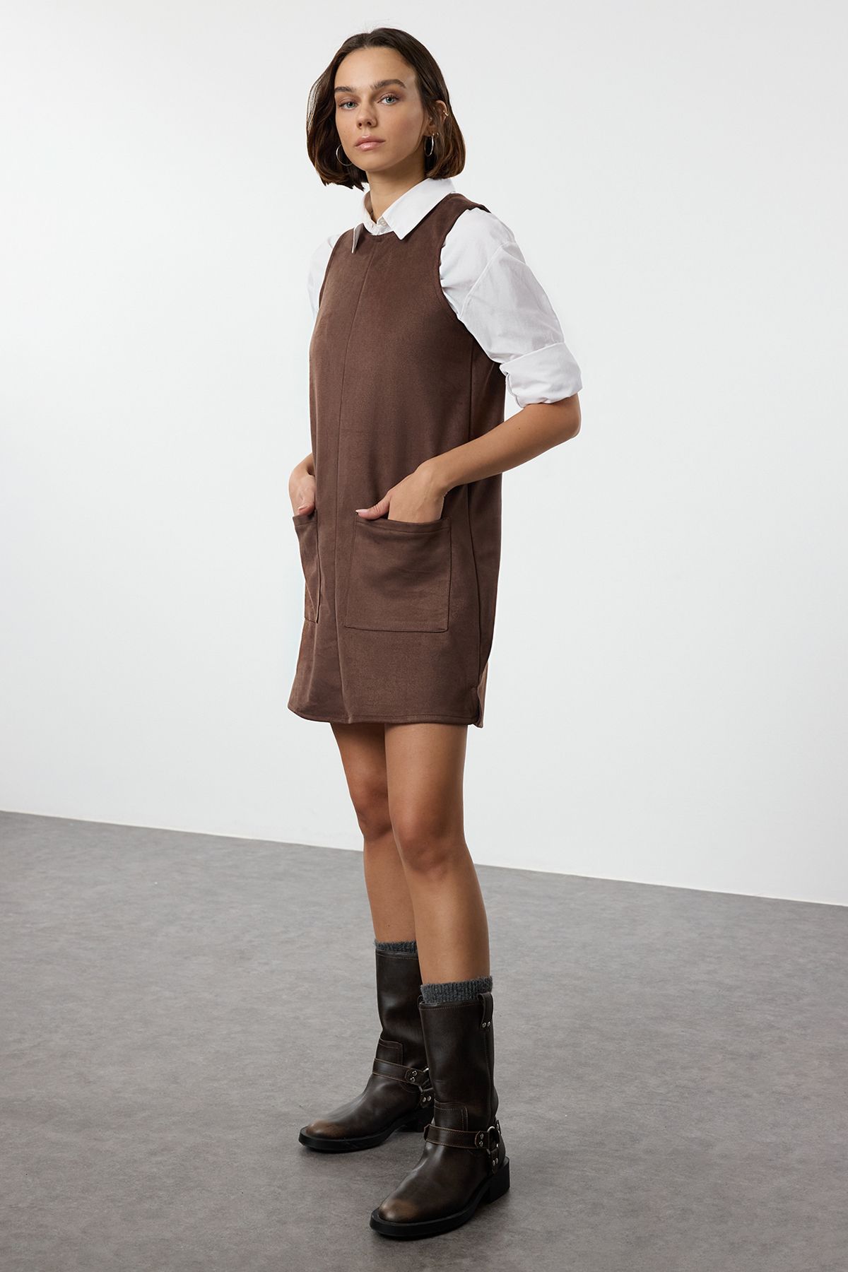 complete the look image