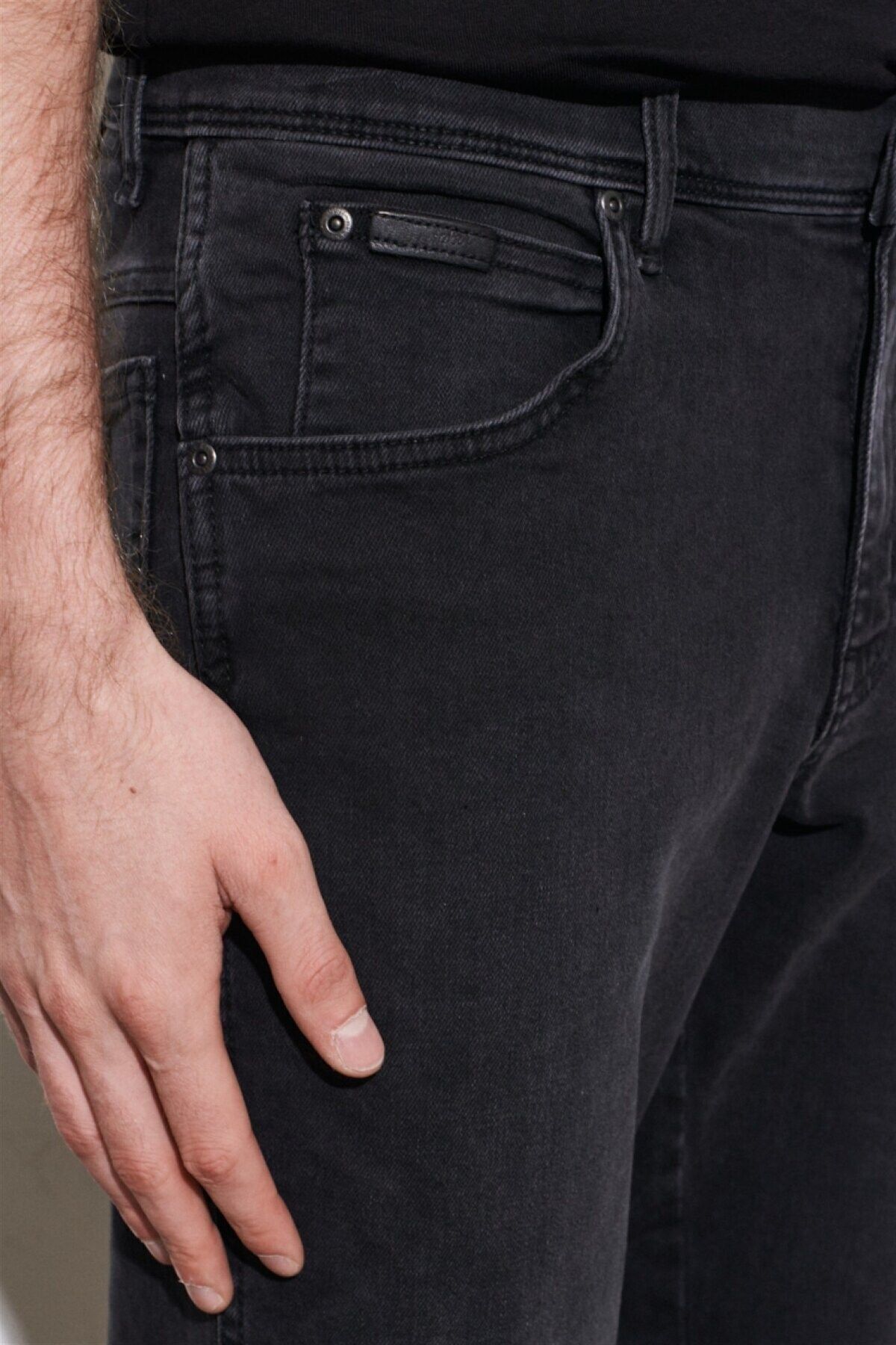 شلوار جین مشکی مردانه باریک تگزاس سیاه Wrangler