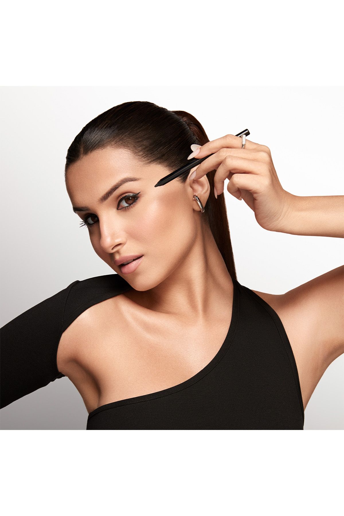 خط چشم  مشکی Bobbi Brown | 120647 اورجینال - تصویر 3