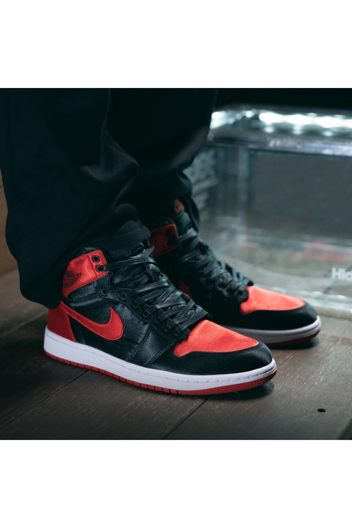 جردن 1 رترو مدل کفش ساتن با نسخه محدود کفش مردانه قرمز مشکی fd4810 Nike نایکی اورجینال - تصویر 1