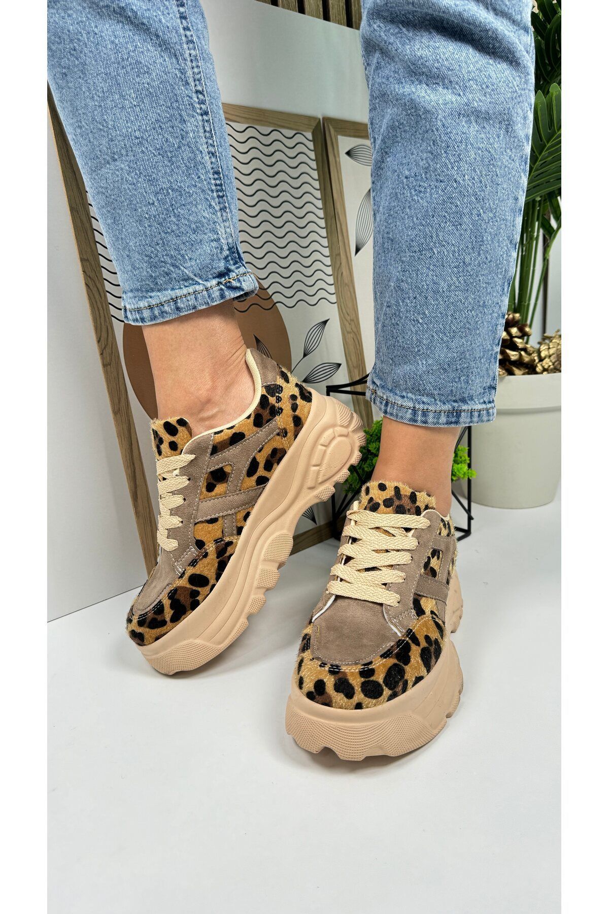 la femme du jour vizon leopard sneaker jaune chaussures de sport tiger avec des lacets épais 032