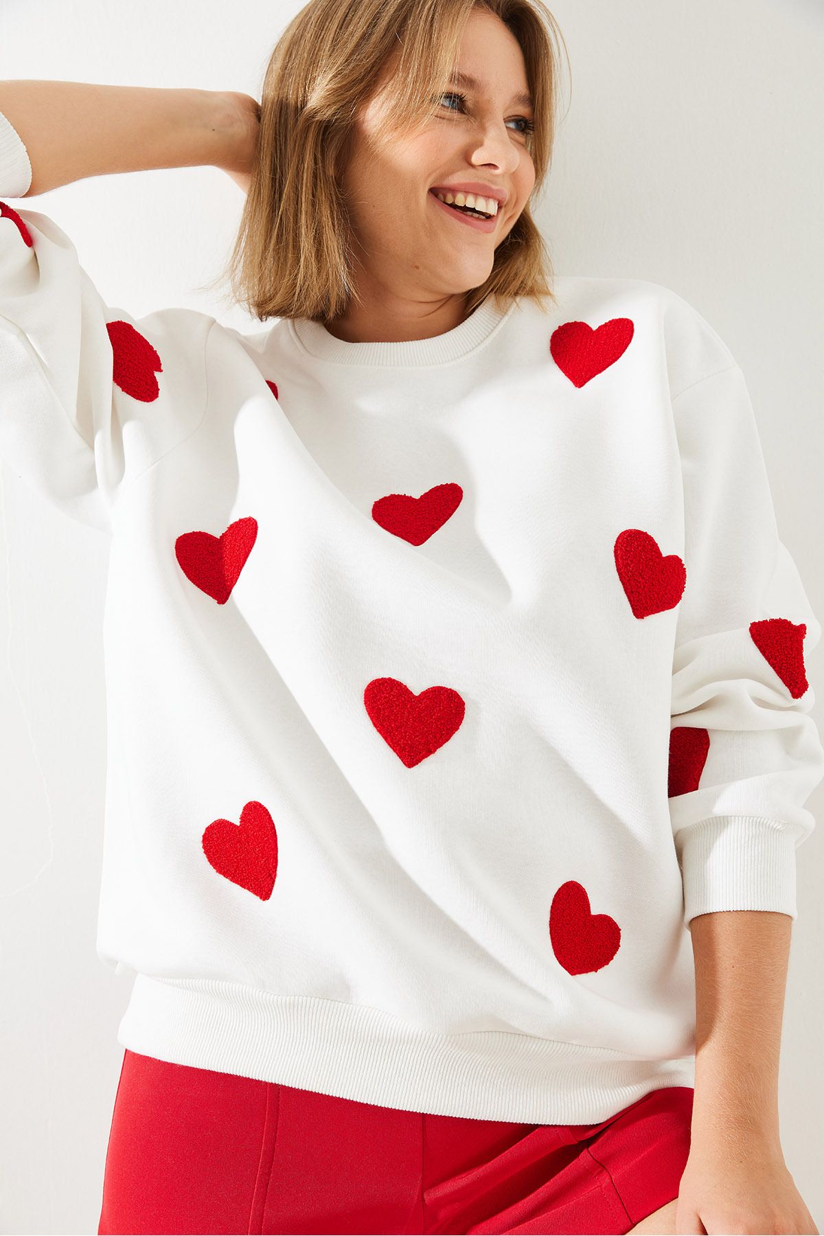LUCCI Oversized Embroidered Crew Neck Sweatshirt 3
