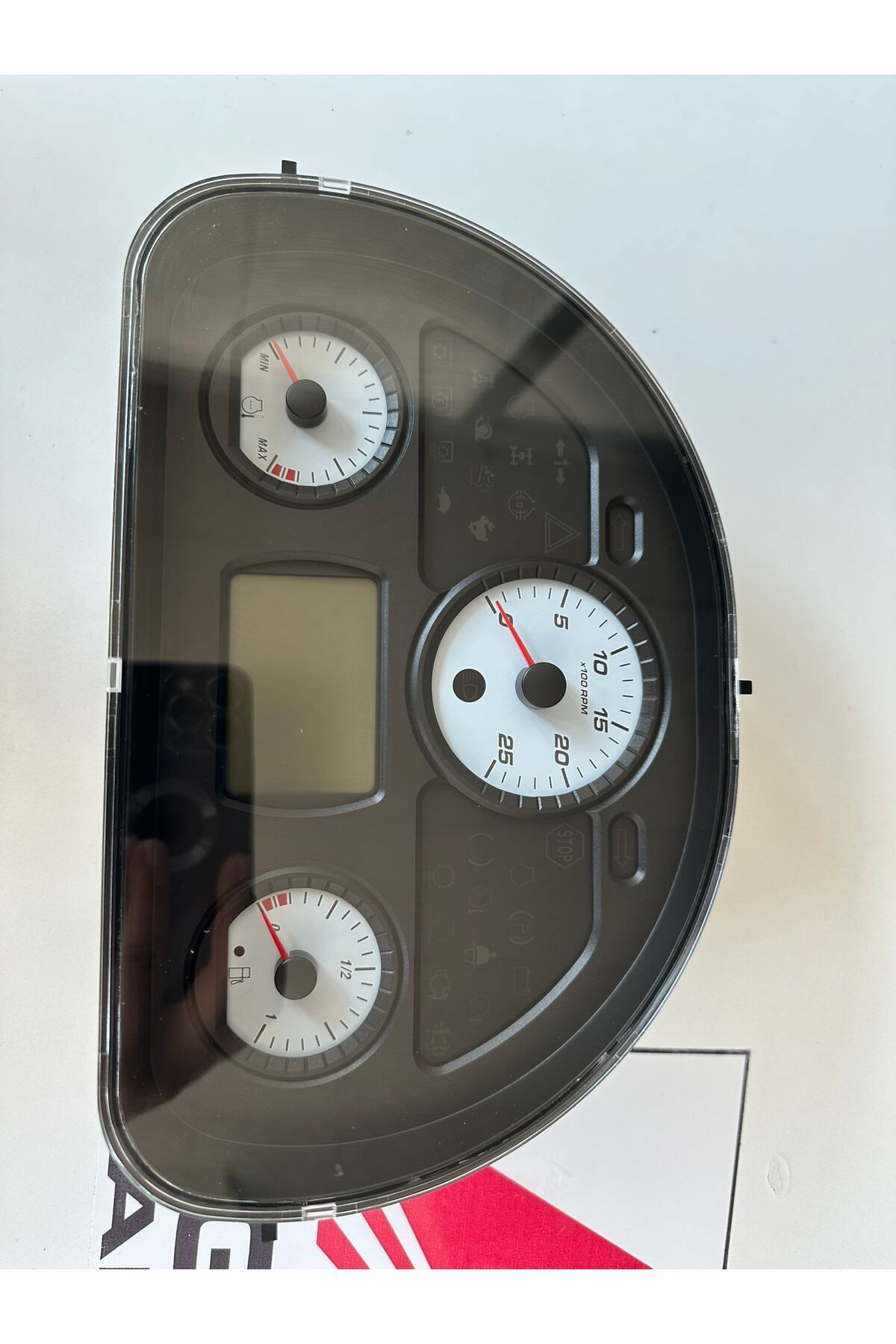 agco 4381000M95 - GÖSTERGE PANELİ NAVİGASYONLU 4709 AGCO