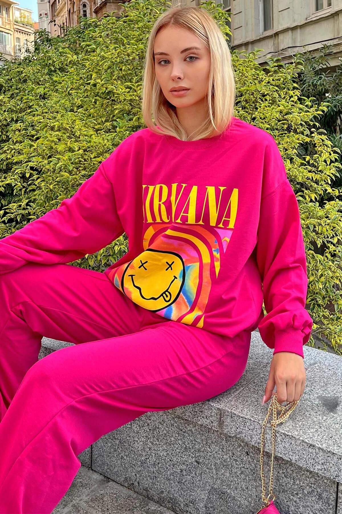 Swist-Pink Nirvana Printed Crew Neck Women's Sweatshirt 2