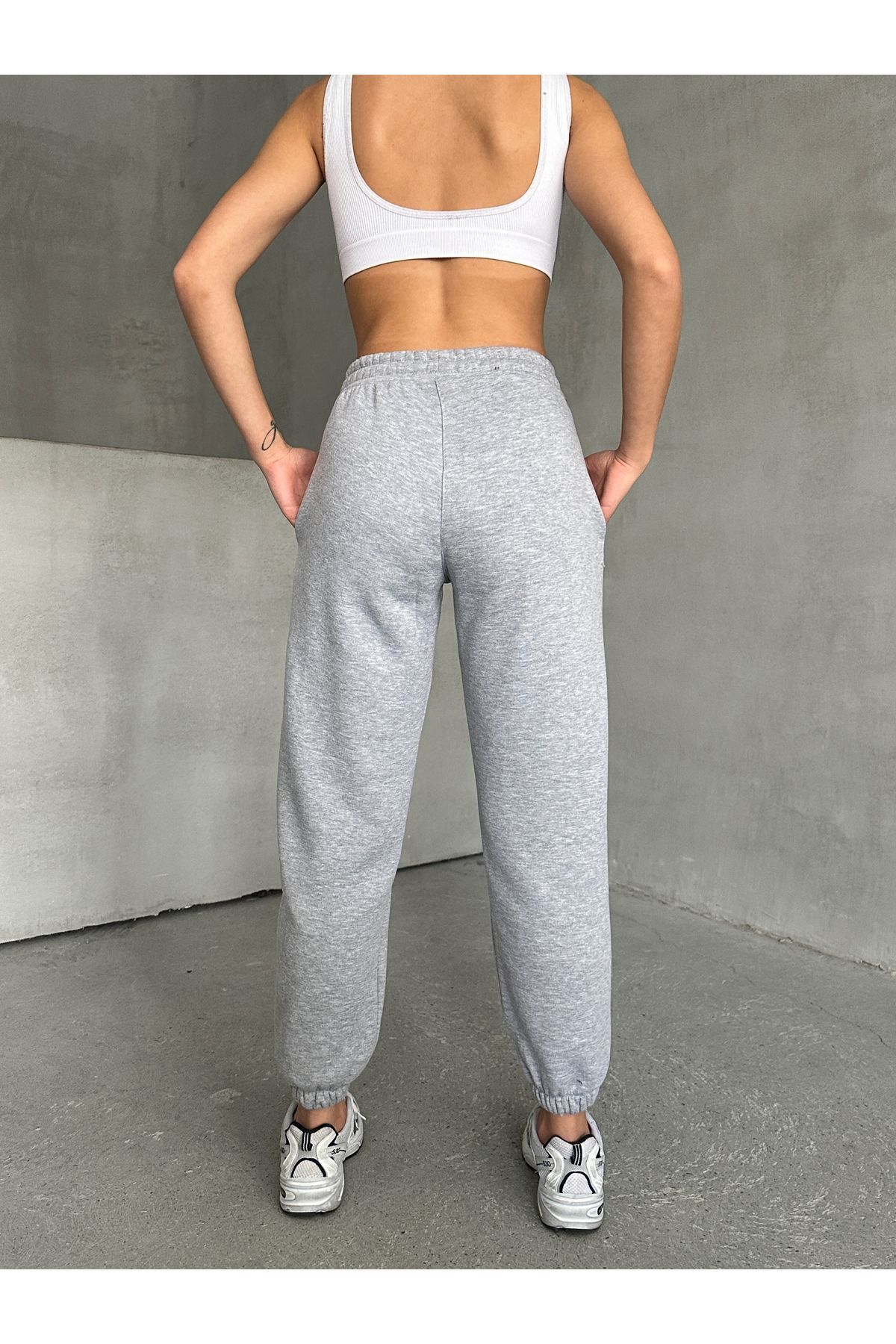 BEJNA-Graue Basic-Jogginghose für Damen – elastische Beine 6