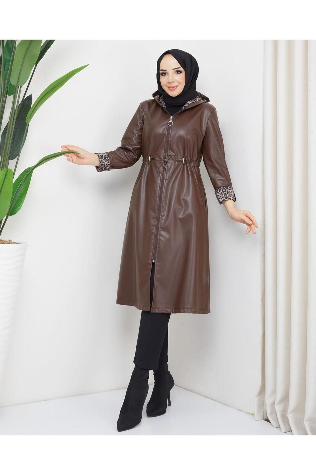 HARMAN BUTİK KADIN DERİ KAPÜŞONLU TRENÇKOT