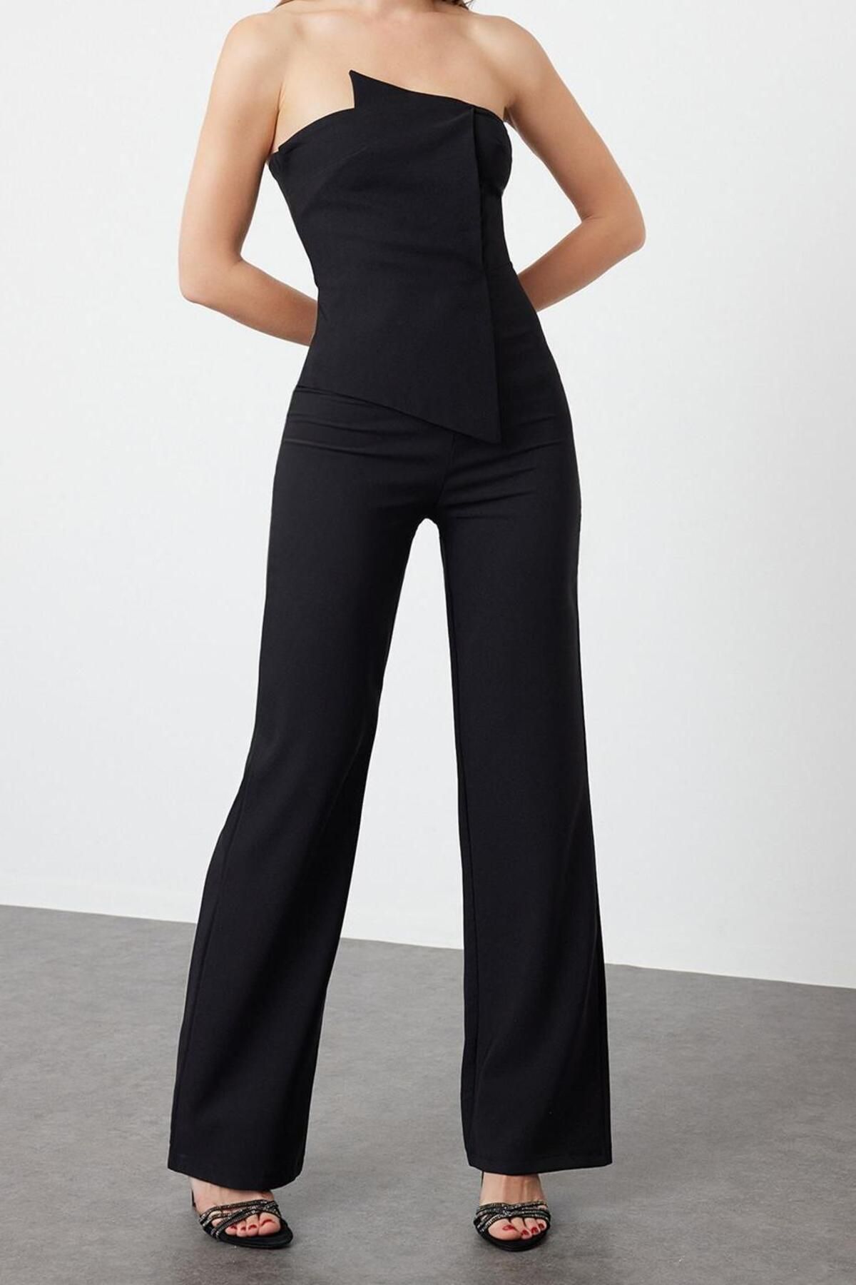 Kadın Moda Standart Kol Boru Paça Straplez Düz Desen Uzun Yaka Detaylı Dokuma Tulum - Görsel 4