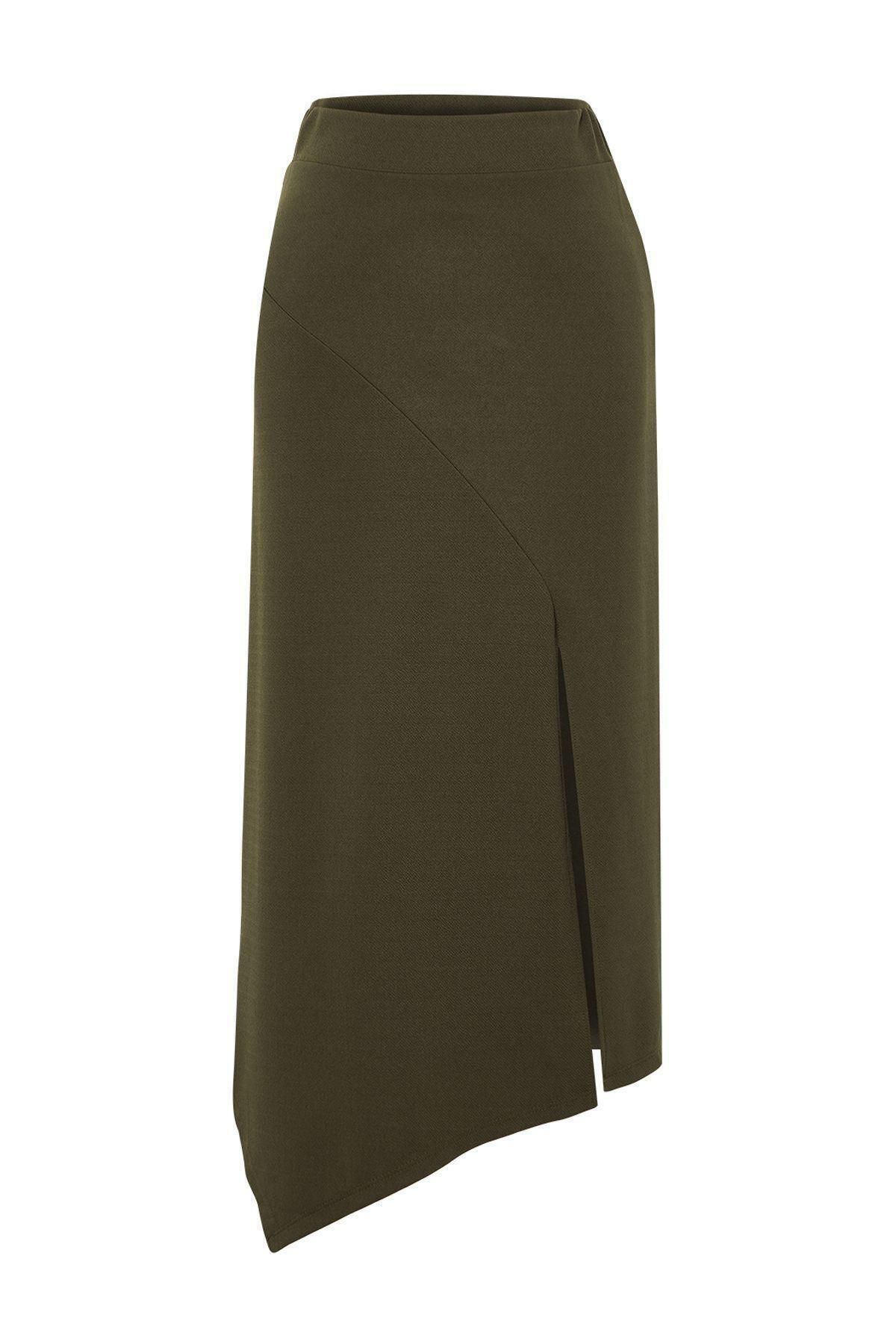 Alternative view of Moda Asimetrik Düz Desen Resmi Maxi Boy Asimetrik Kesik ve Yırtmaç Detaylı Maxi Etek