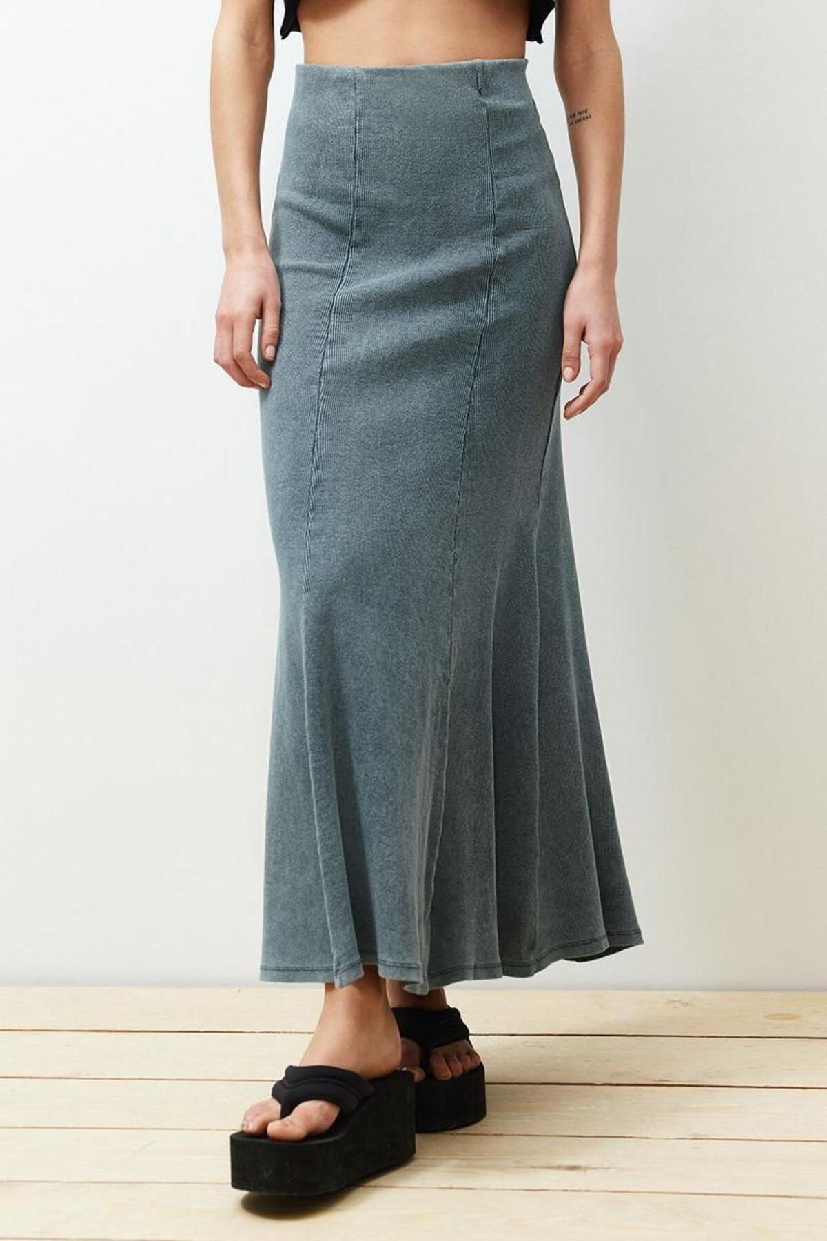 Moda Regular Düz Desen Günlük Maxi Boy Soluk Efektli Dikiş Detaylı Maxi Esnek Etek - Görsel 3