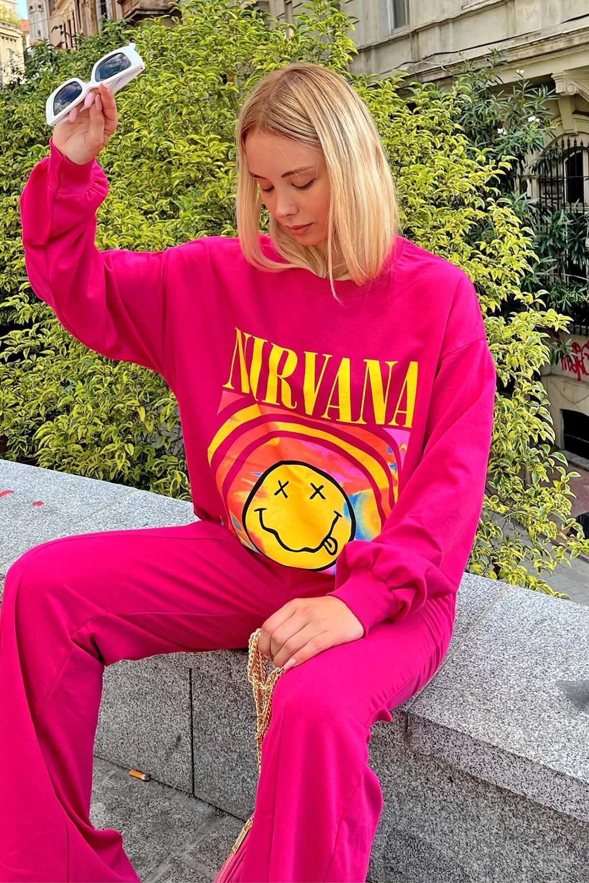 Swist-Pink Nirvana Printed Crew Neck Women's Sweatshirt 4