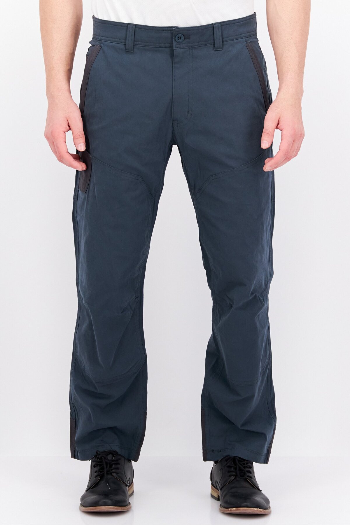 Eddie Bauer-Men Regular Fit Plain Chino Pants, Strom Blue 1