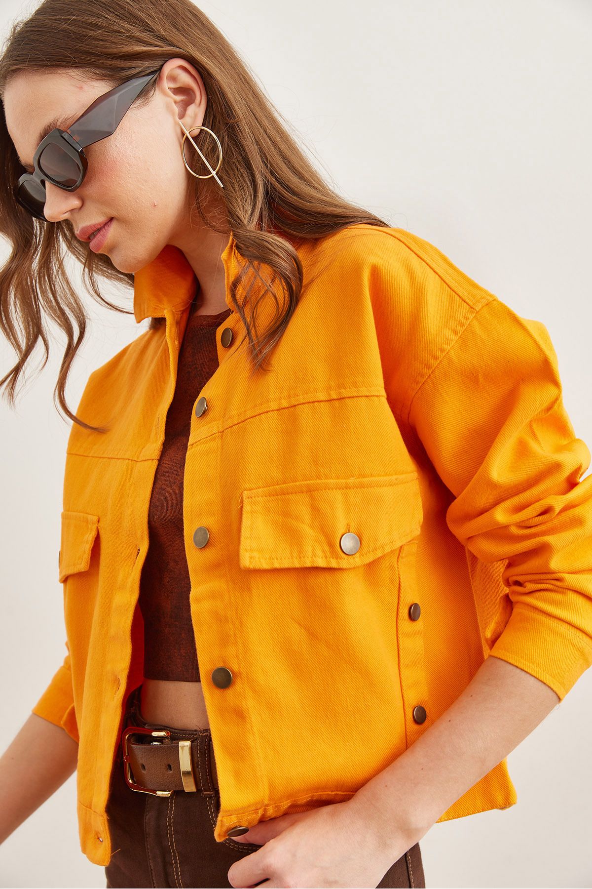 Olalook-Orangefarbene Crop-Baumwolljacke – CKT mit Taschen und Knopfdetail – 19000383 4