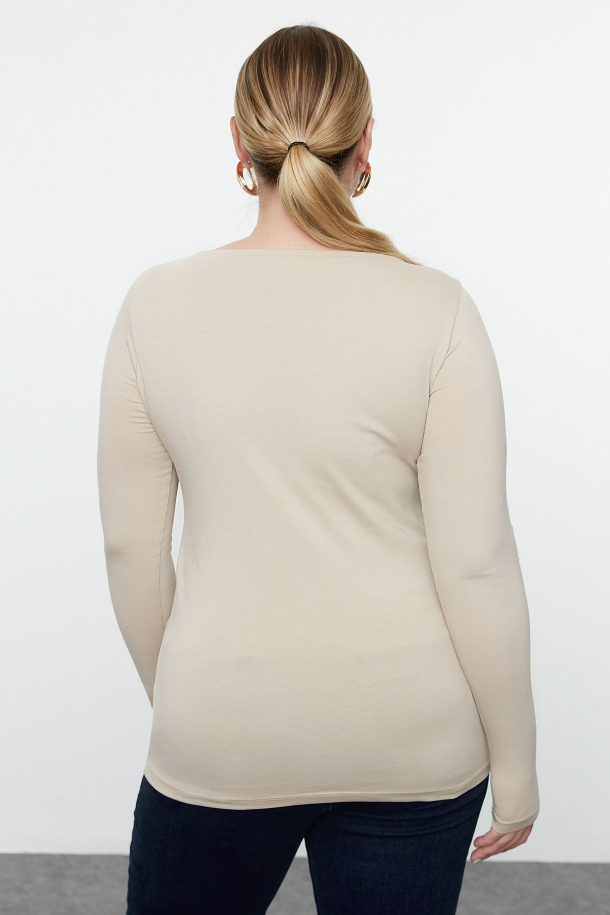 Trendyol Curve-Long Sleeve Beige Plus Size T-Shirt - 100% Cotton Tbbaw25Bf00000 5