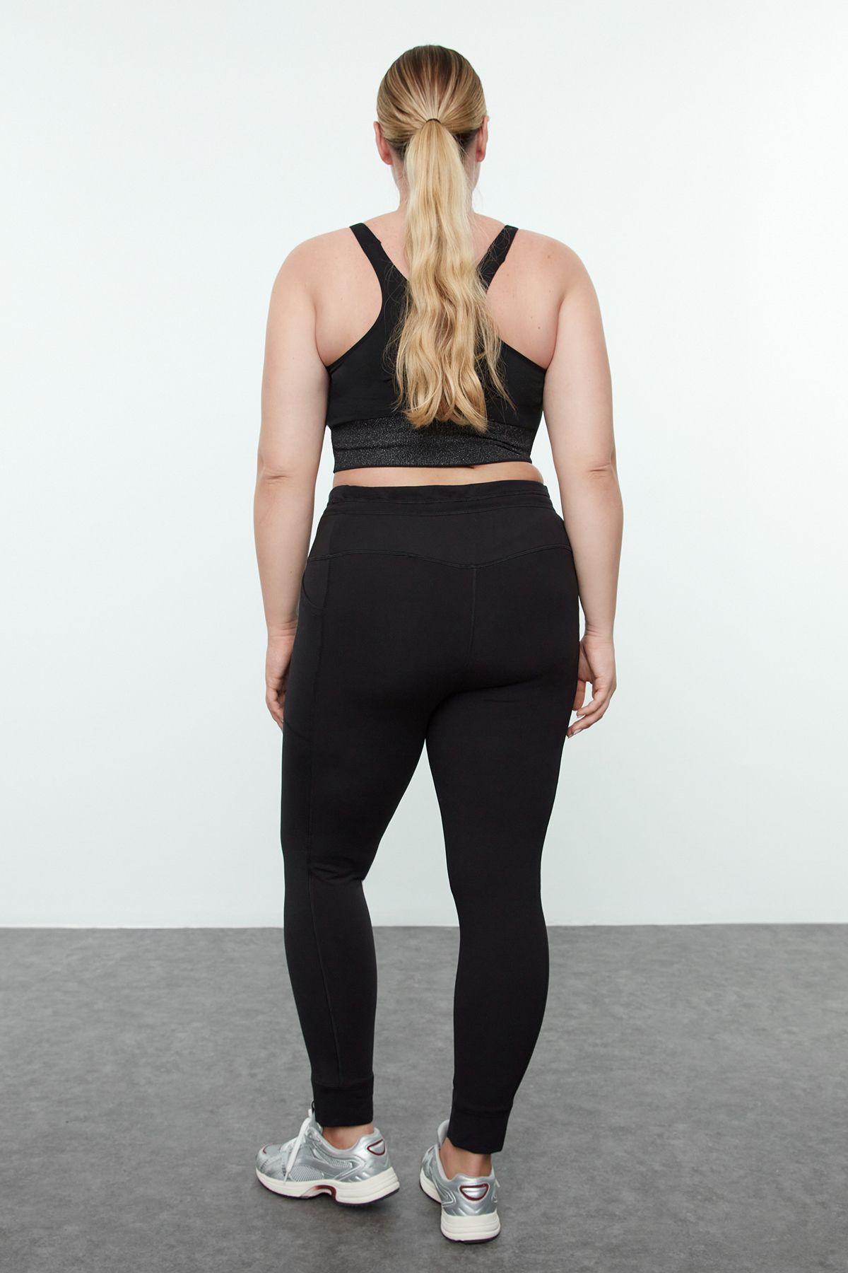 Trendyol Curve-Scuba Fabric fekete teljes hosszúságú szálcsiszolt sportleggings - Tbbaw25bv00000 5