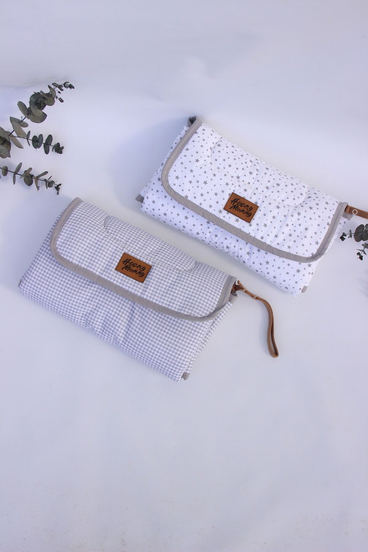 Huggy Mommy Bebek Alt Açma Örtüsü Alt Açma Minderi Su Geçirmez Alezli Hafif Pratik Bakım Örtüsü Alt Açma Bezi fotoğrafı 3 (önizleme)