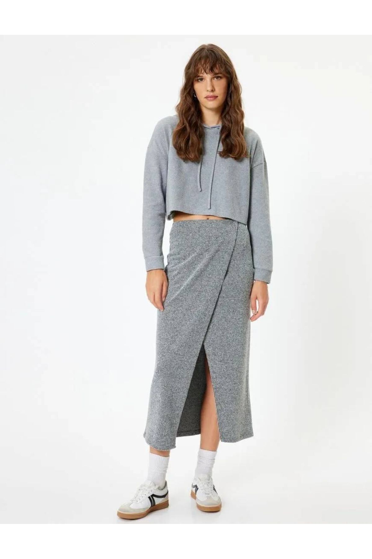complete the look image