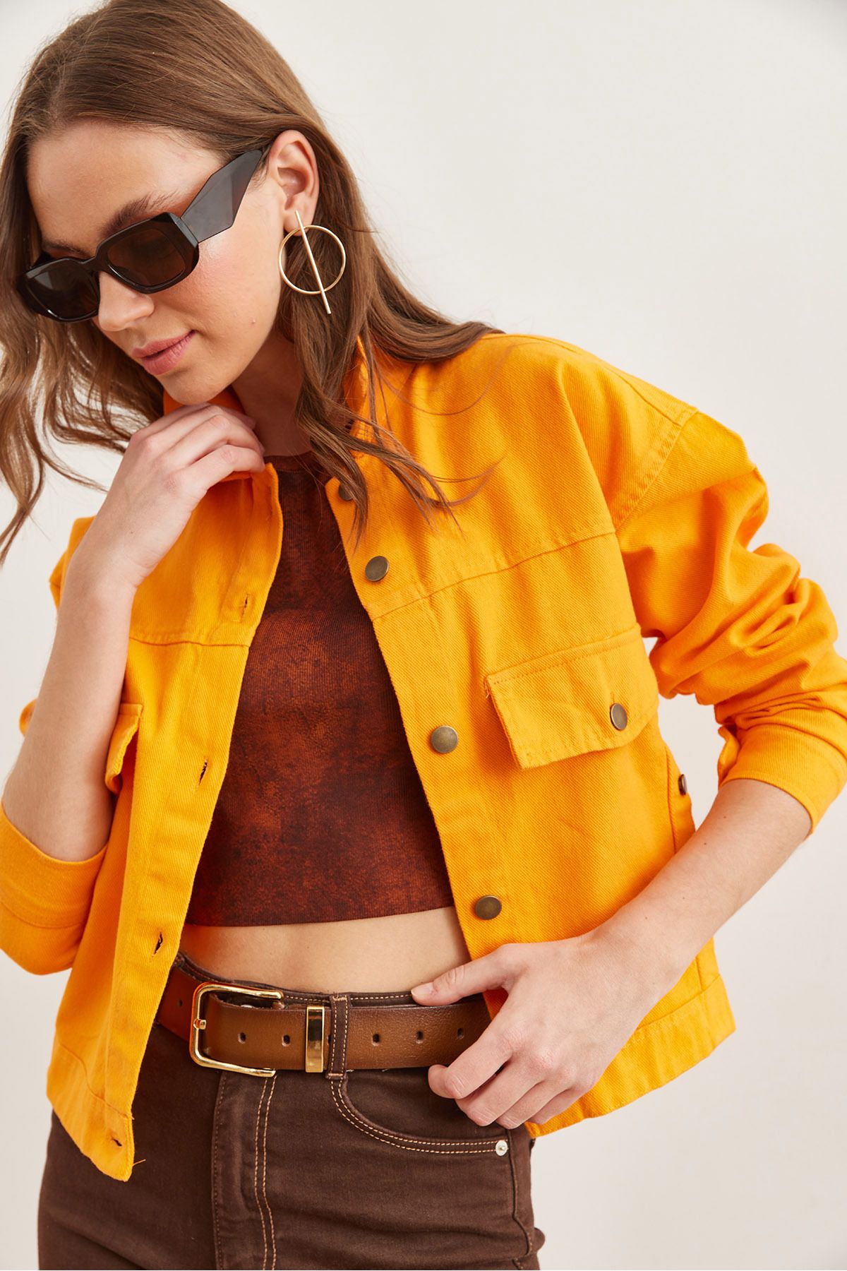 Olalook-Orangefarbene Crop-Baumwolljacke – CKT mit Taschen und Knopfdetail – 19000383 3