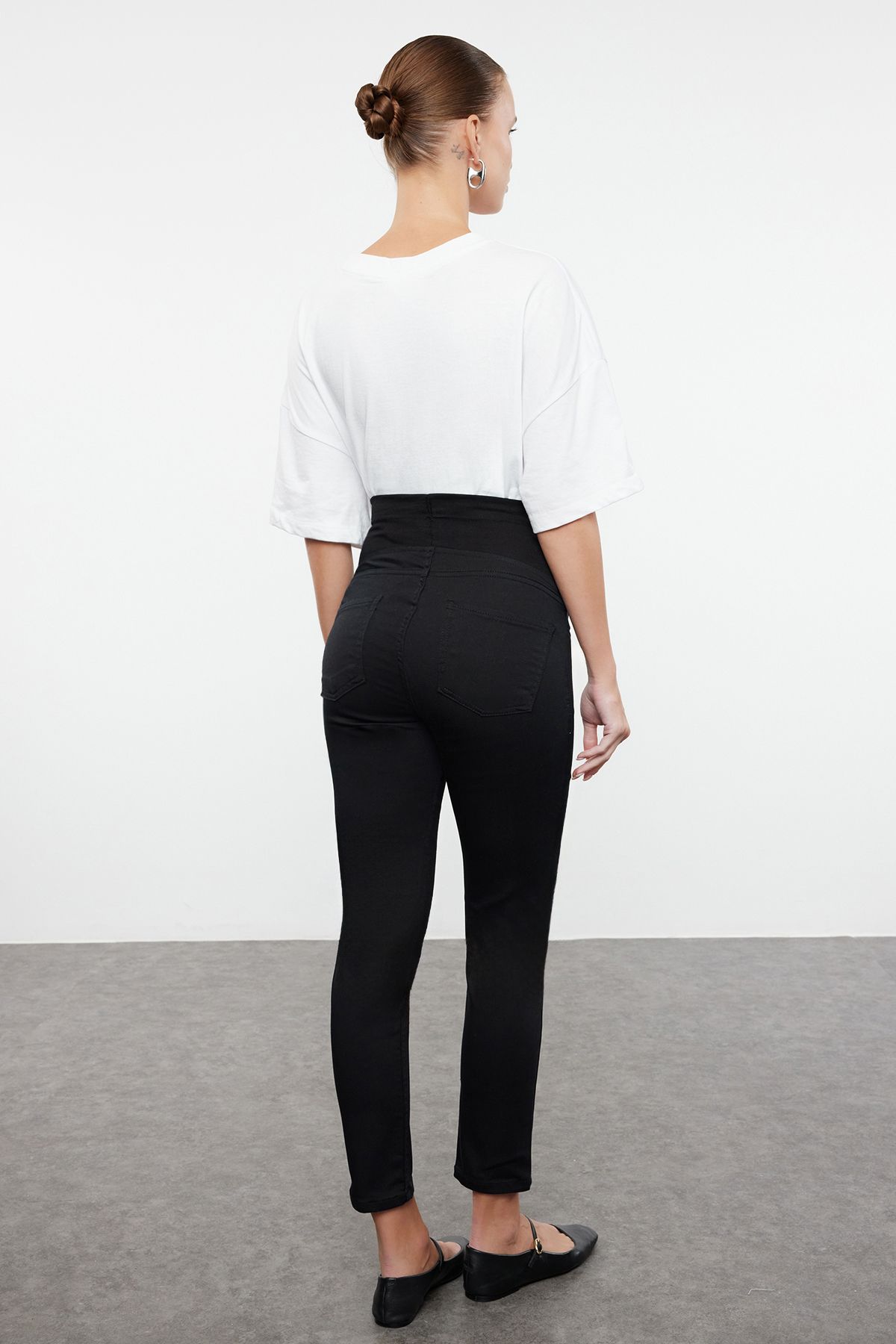 Trendyol Collection-High Waist and Adjustable Abdominal Panel Black Skinny Maternity Pants - Tbbaw25Cj00026 5