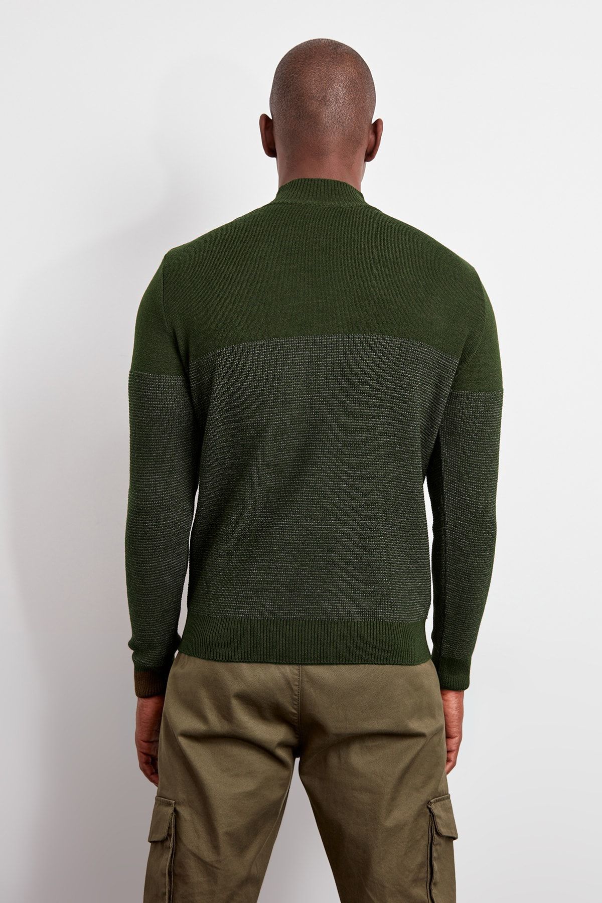 Trendyol Collection-Khaki Slim Slim Fit Crew Výstřih Pruhovaný pletený svetr Tmnaw20Ls0014 5