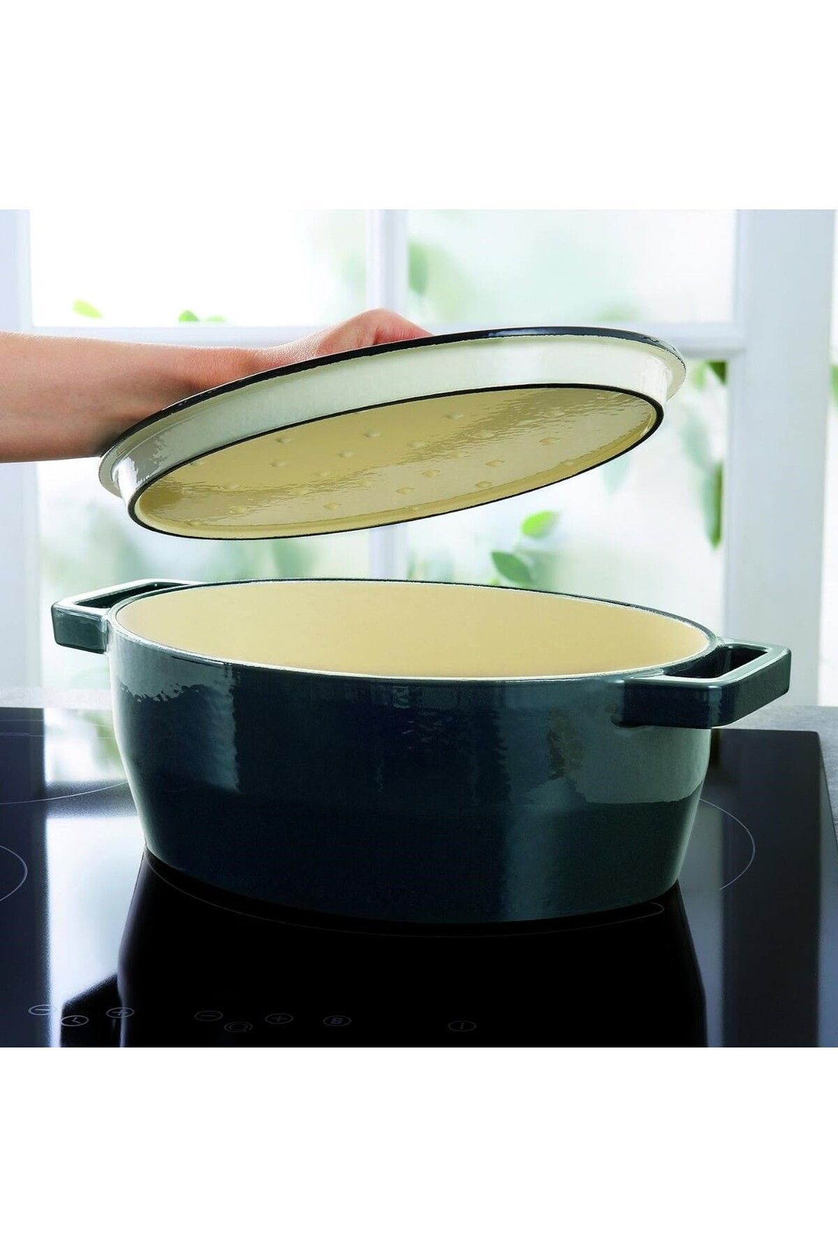Pyrex-Slow Cook 33cm Oval Casserole - Durable, Enamel Finish, Induction Compatible 4