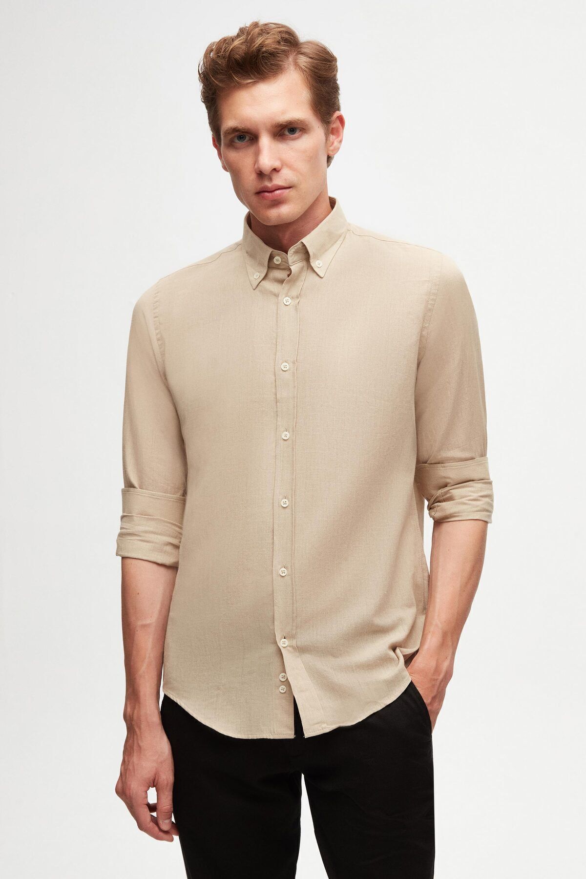 chemise en lin 100 coton tige avec des boutons de beige slim fit