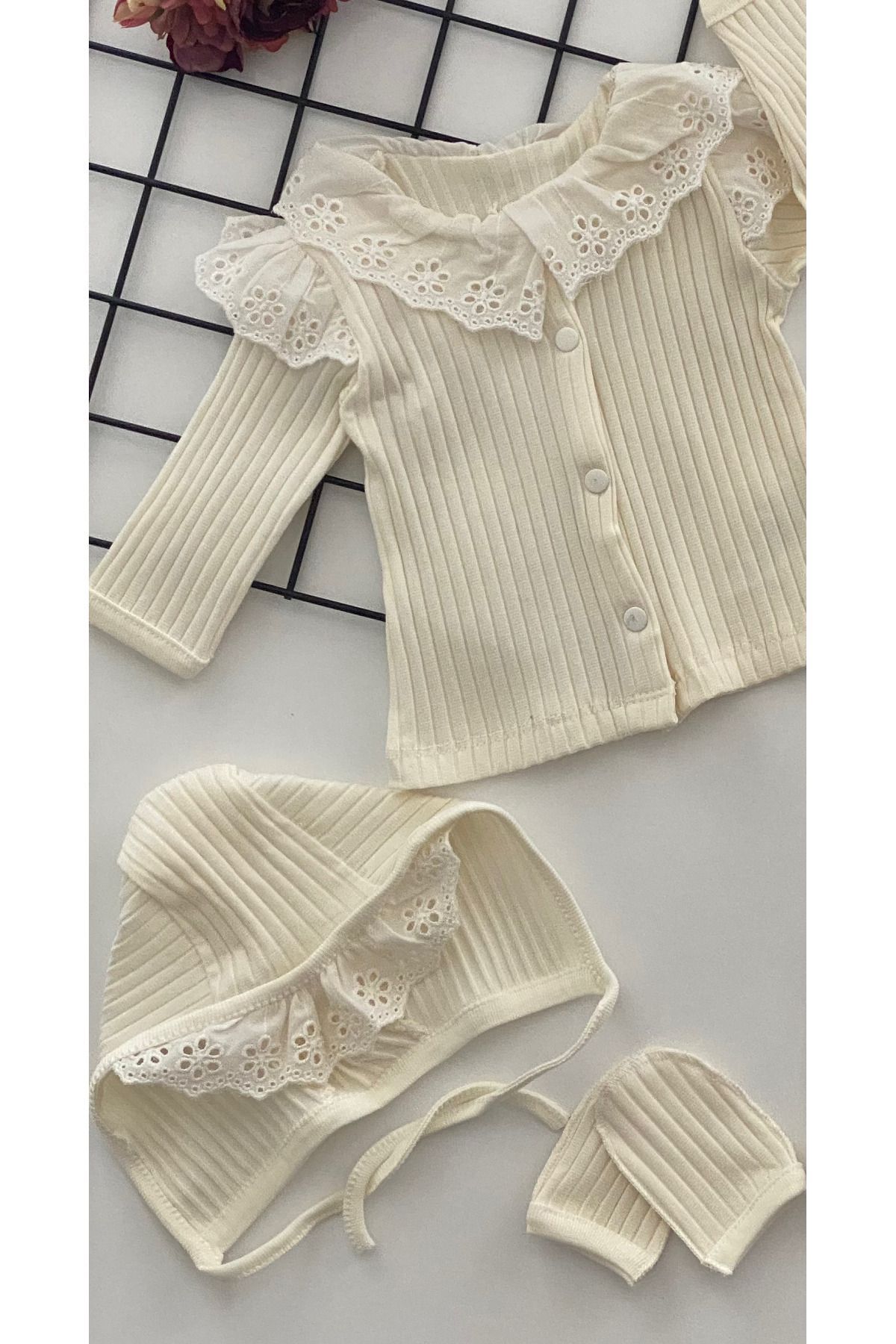https://cdn.dsmcdn.com/ty1568/product/media/images/ty1567/prod/QC/20240923/23/53ff14f7-6052-3215-a0a9-021b7909f1b6/1_org_zoom.jpg