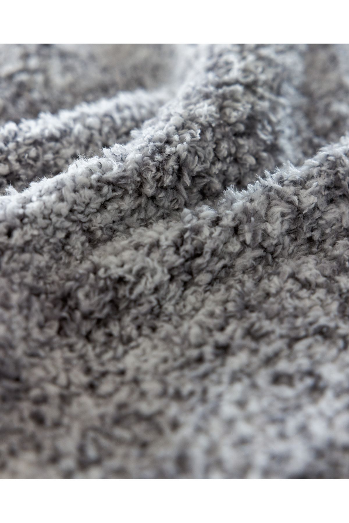 Madame Coco-Nord Gray Sherpa Blanket - Double 5