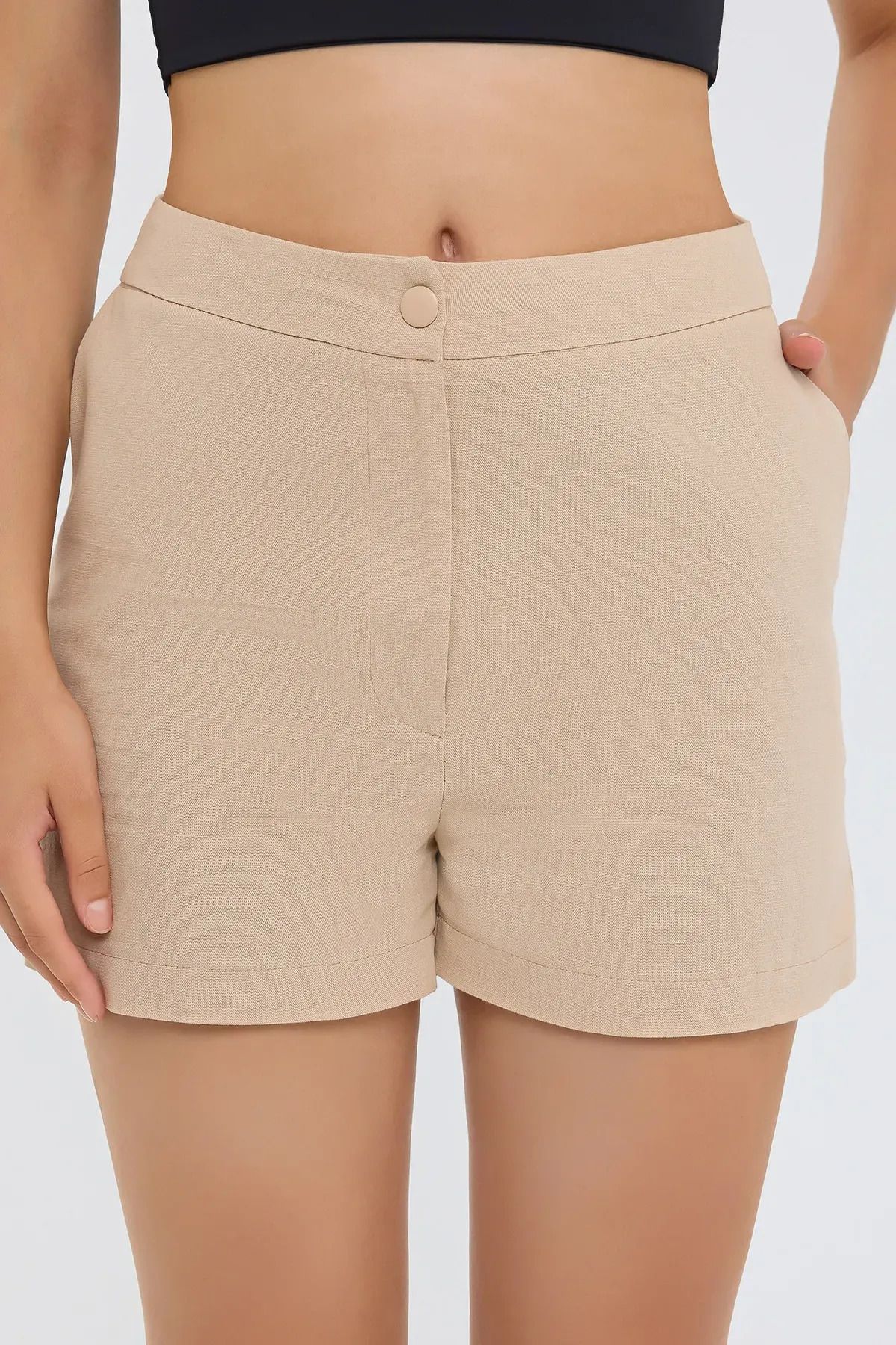 Hiccup-Bermuda Shorts - Buttoned Design 4