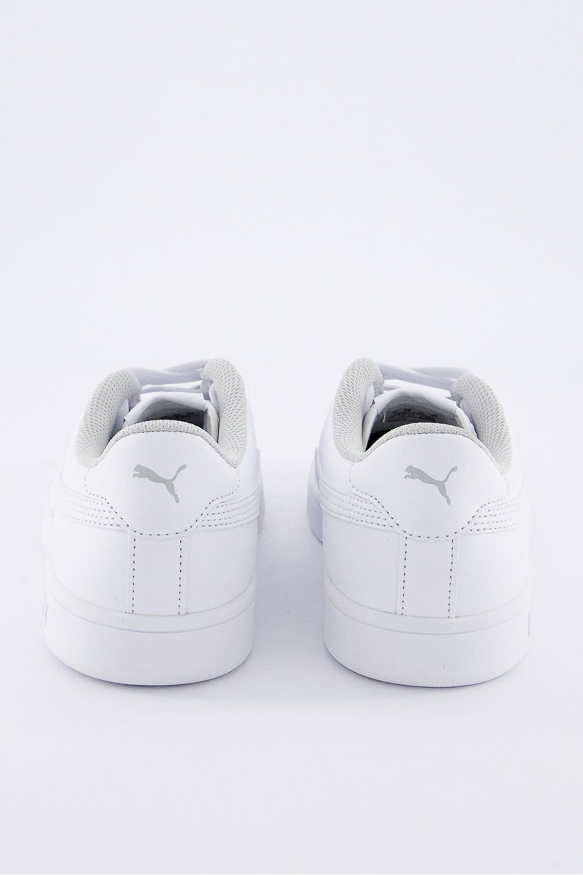 Puma-SMASH V2 L JR Бяла унисекс кожена маратонка 100323995 3
