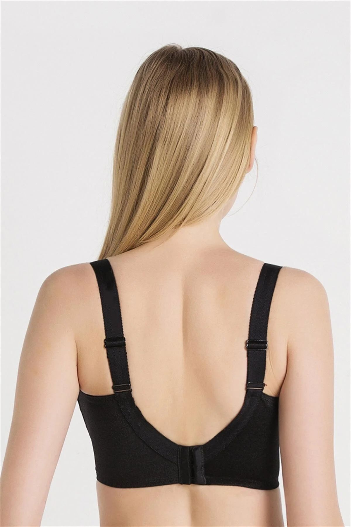 Magic Form-1818 Women's No Underwire Gathering Bra-Black 2