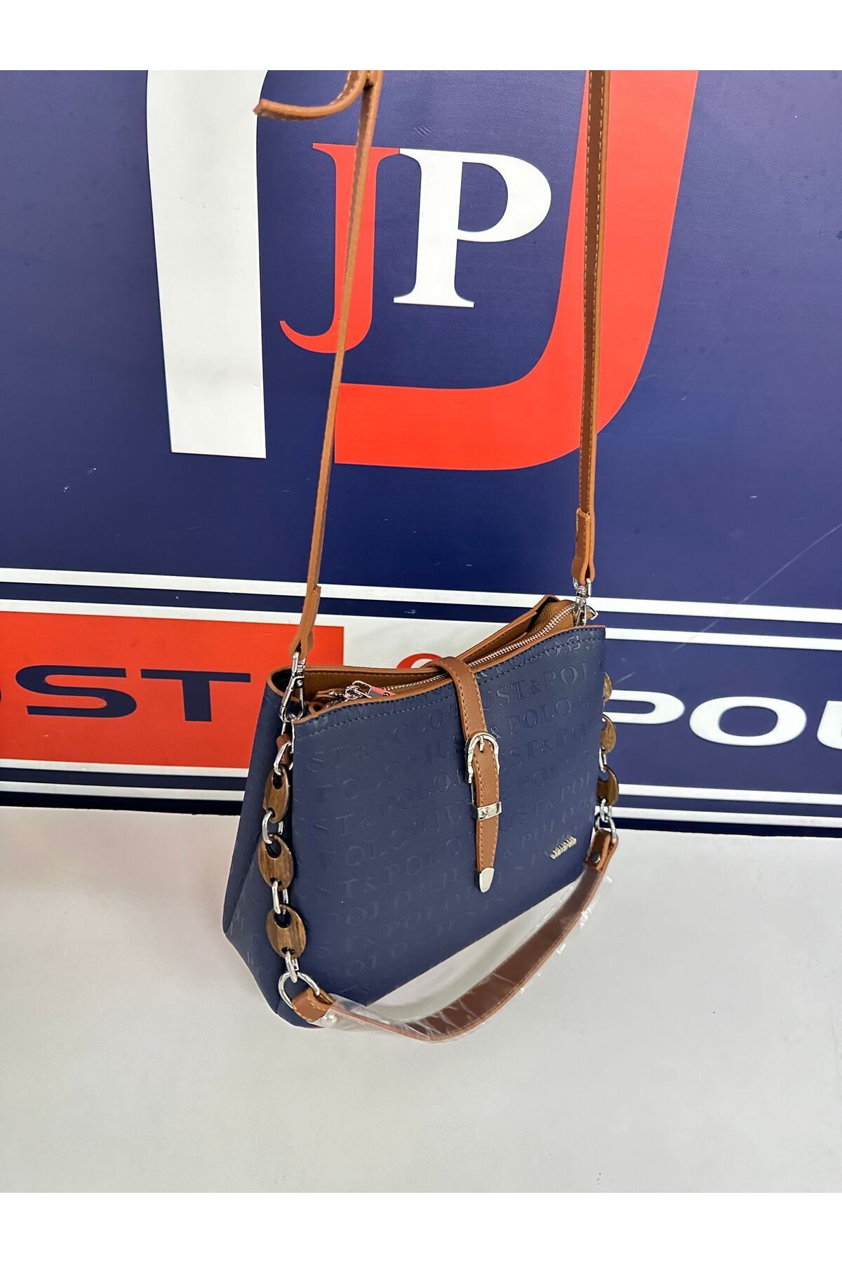 Just Polo-Aesthetic and Stylish Women's Hand and Shoulder Bag 2