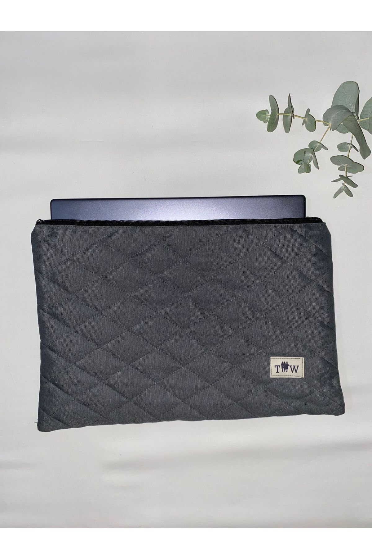 thick weave-Gray Quilted Laptop Bag Fits 15 16 Inch 3