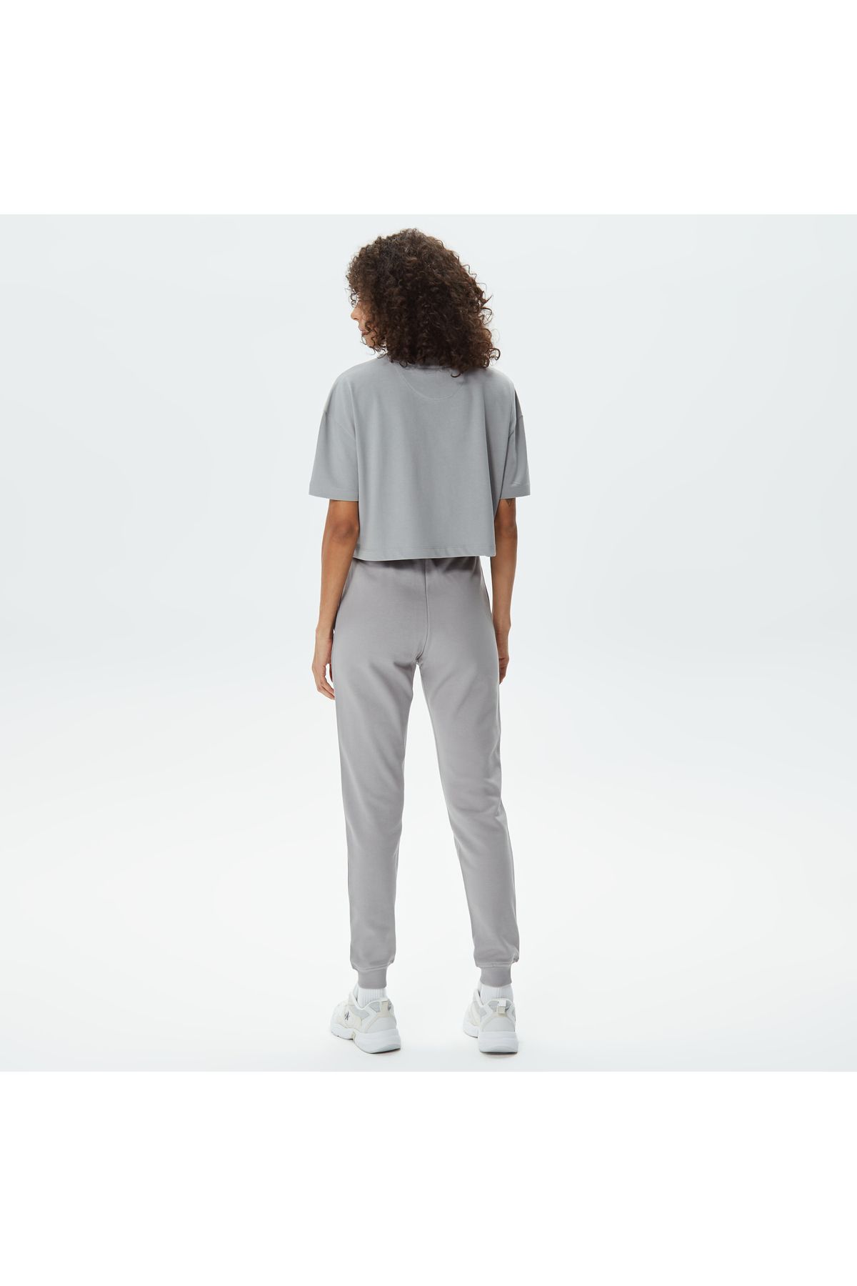 United 4-United4 Classic Women's Gray Sweatpants 2