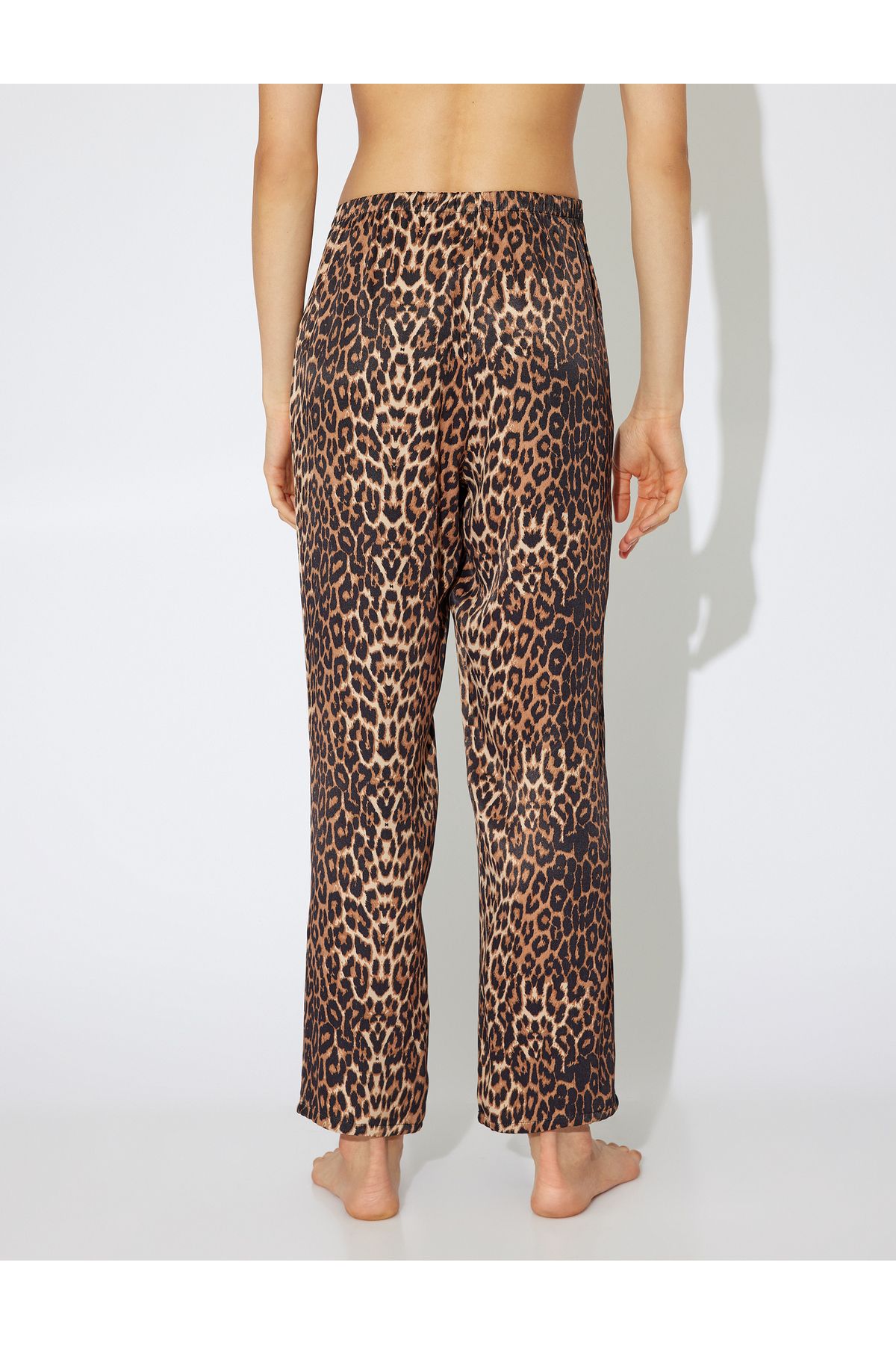 Koton-Zeynep Cushioned Leopard Patterned Viscose Pajama Bottom - Loose Fit 4
